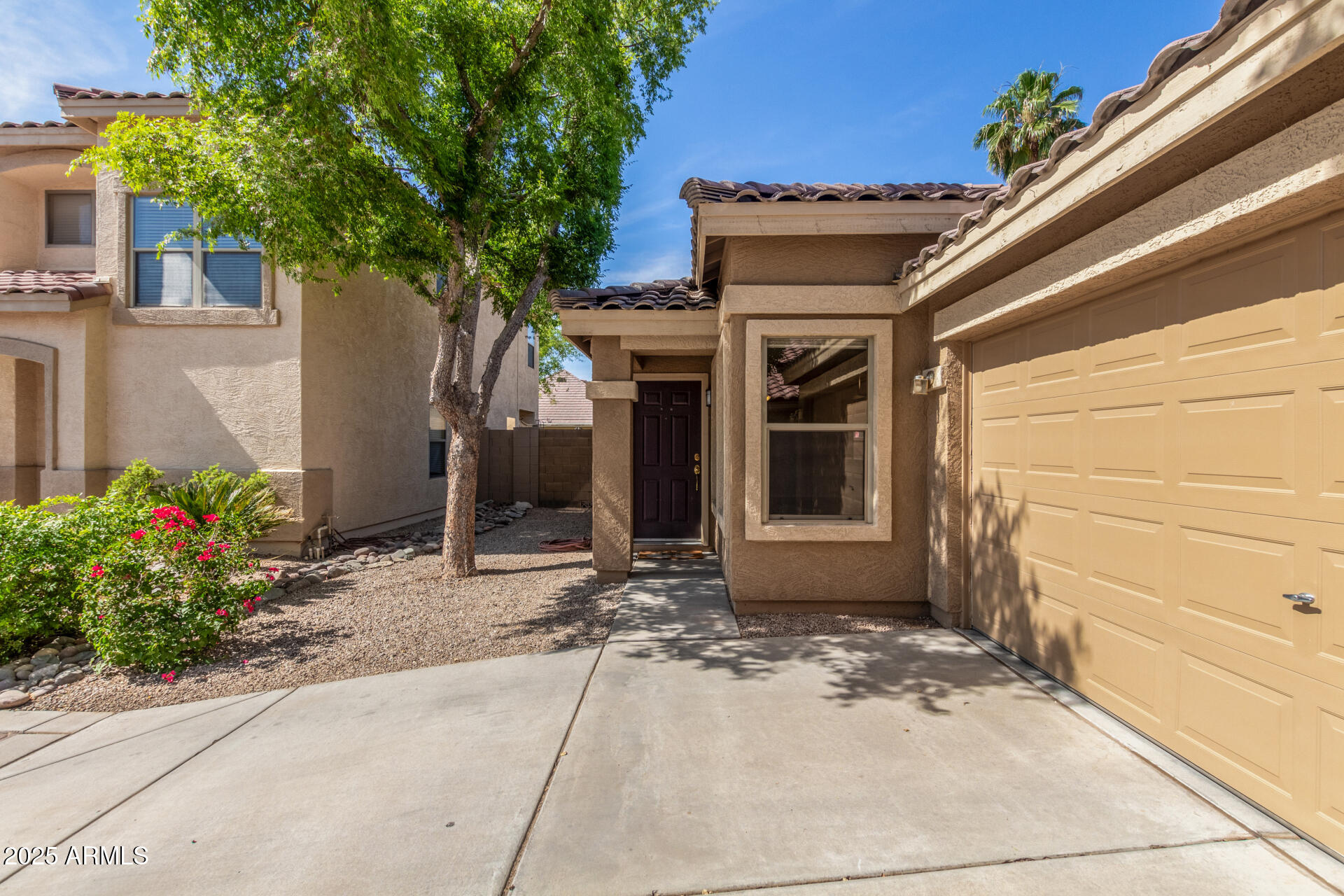 2424 E PEACH TREE Drive