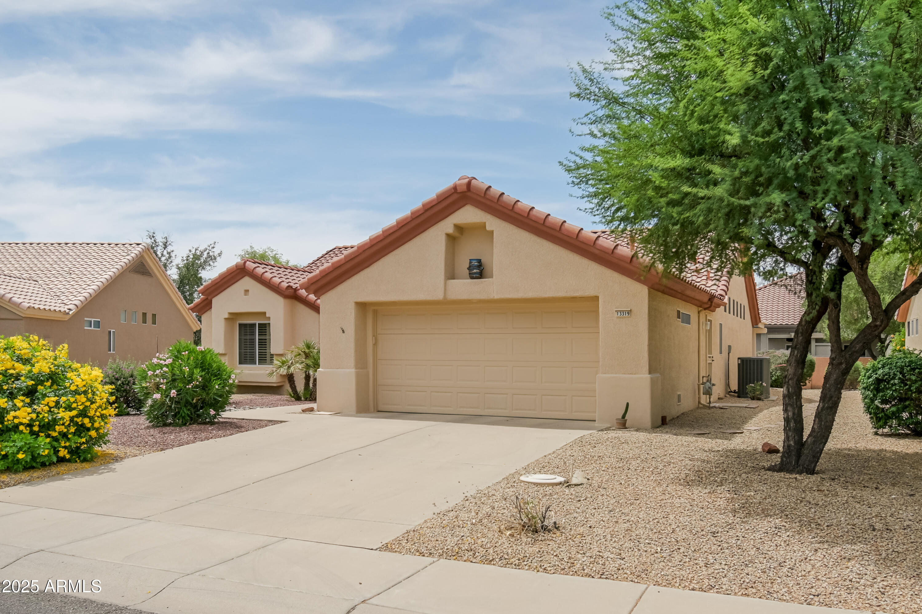13319 W BROKEN ARROW Drive
