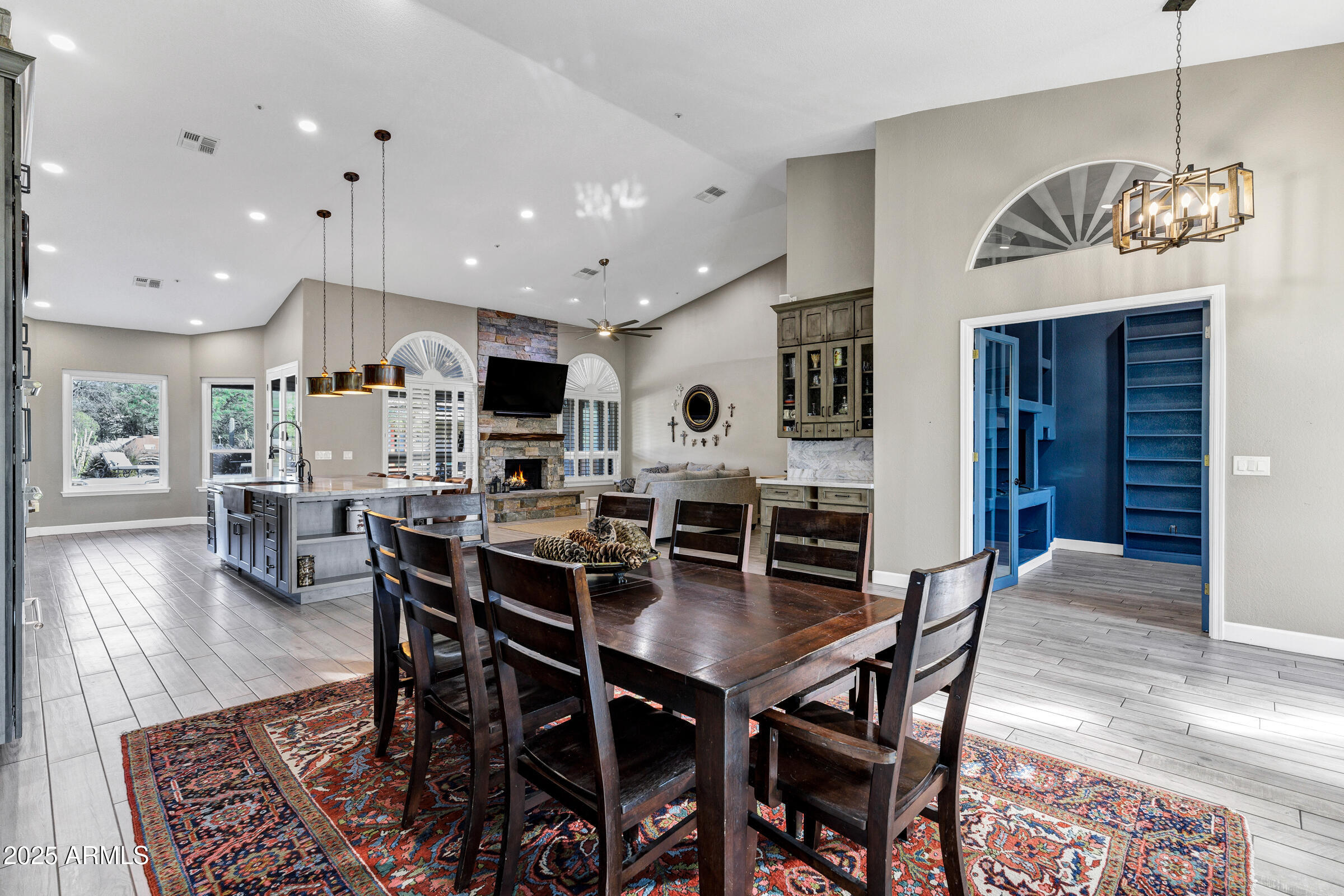 26475 N WRANGLER Road