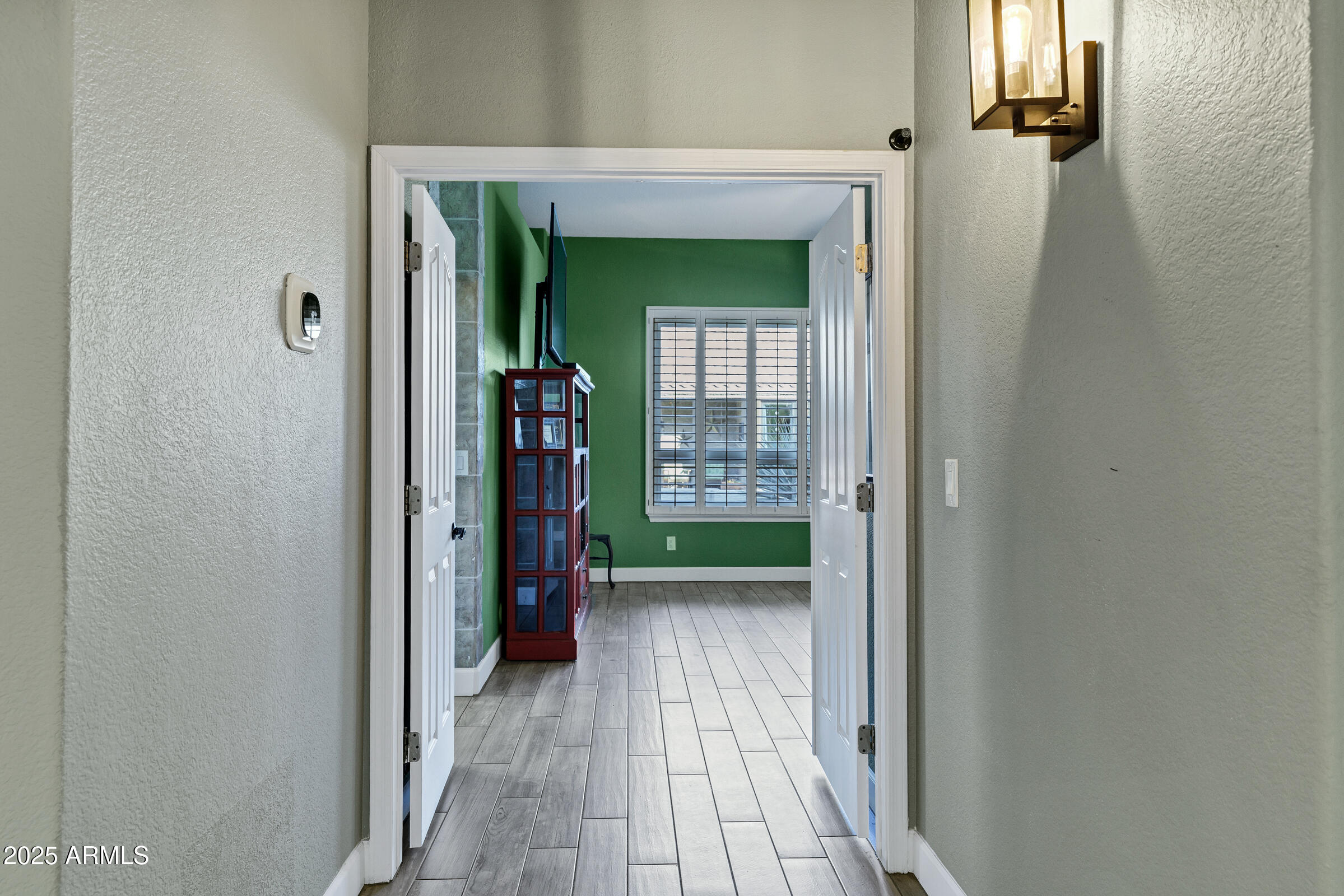 26475 N WRANGLER Road