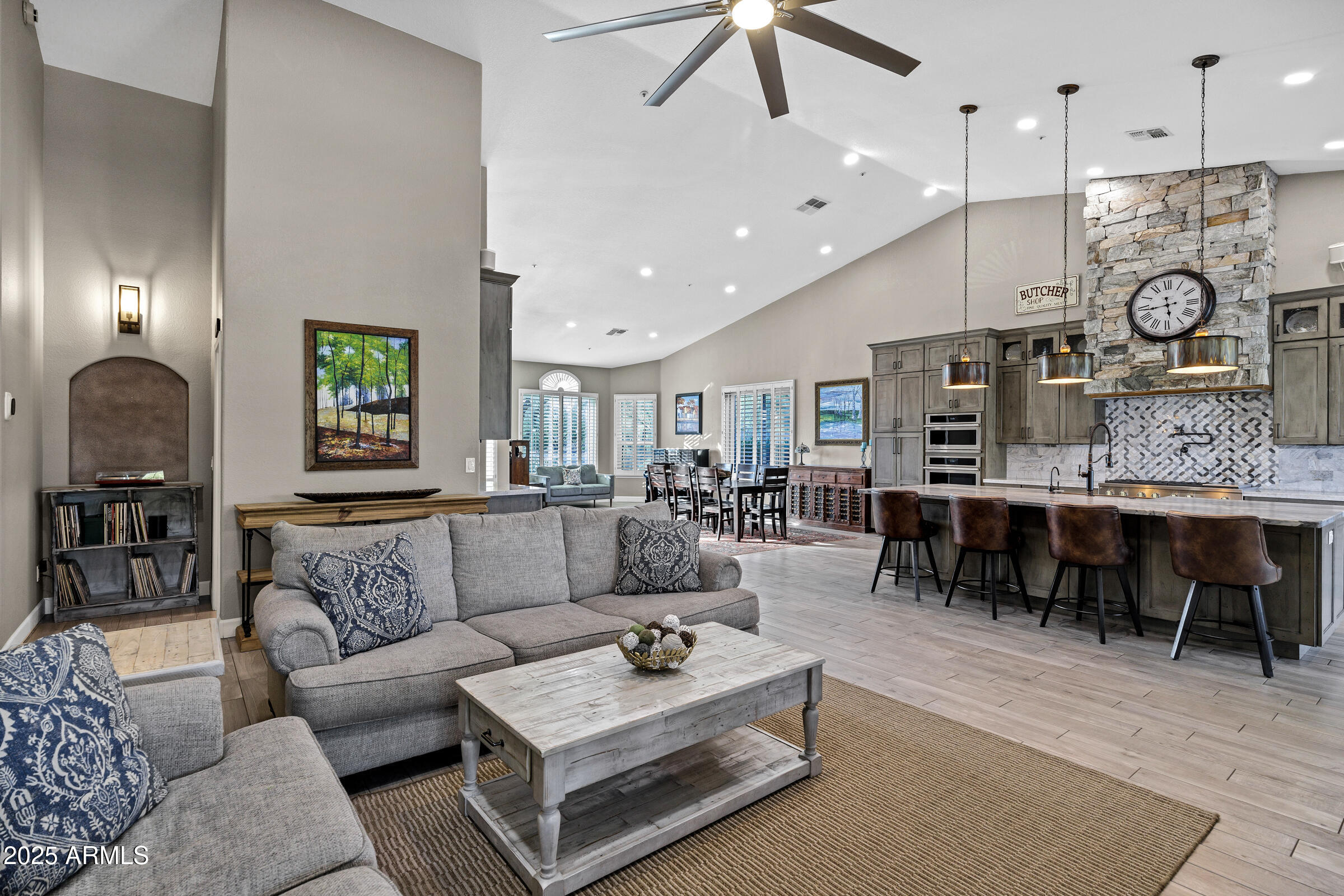 26475 N WRANGLER Road