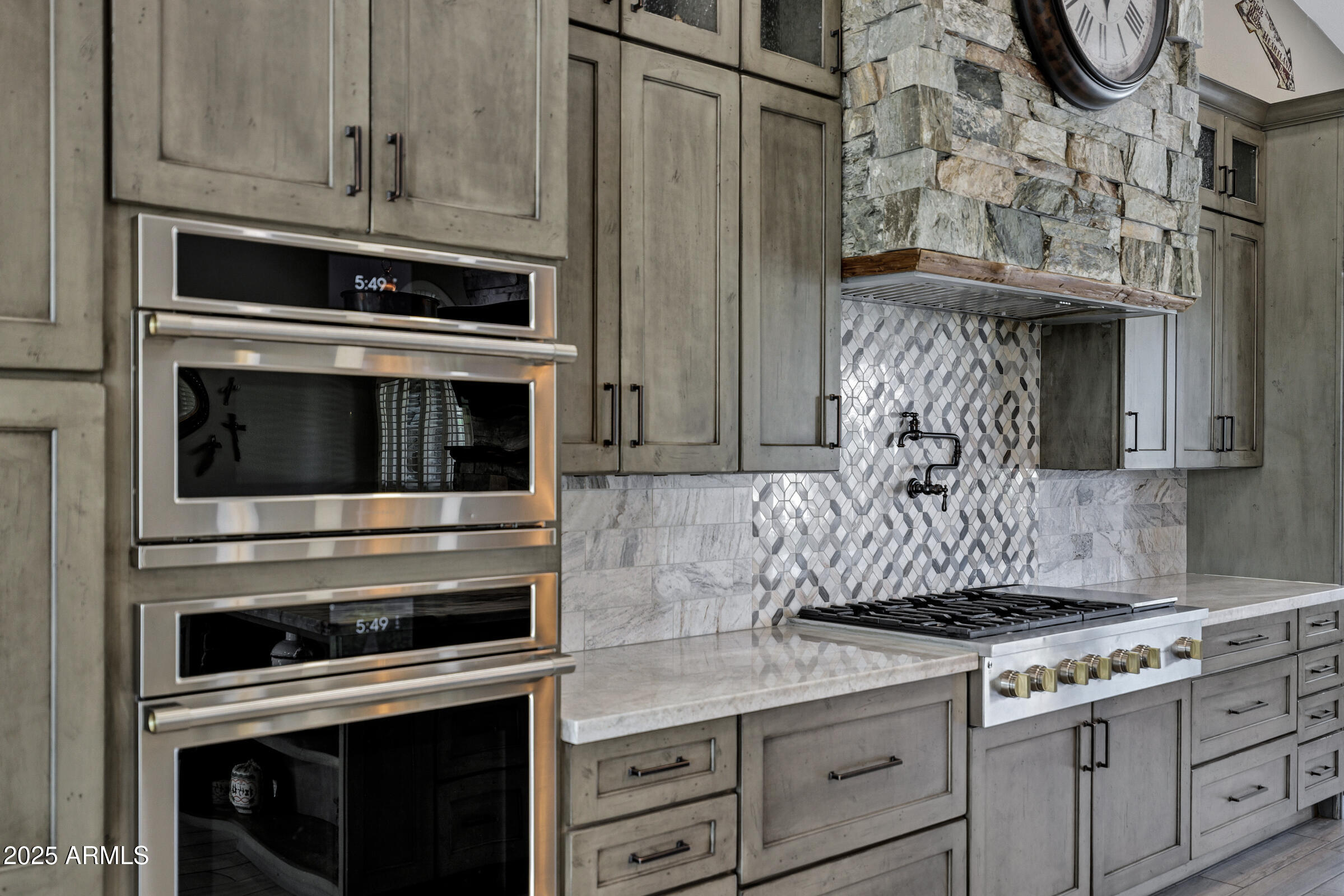 26475 N WRANGLER Road