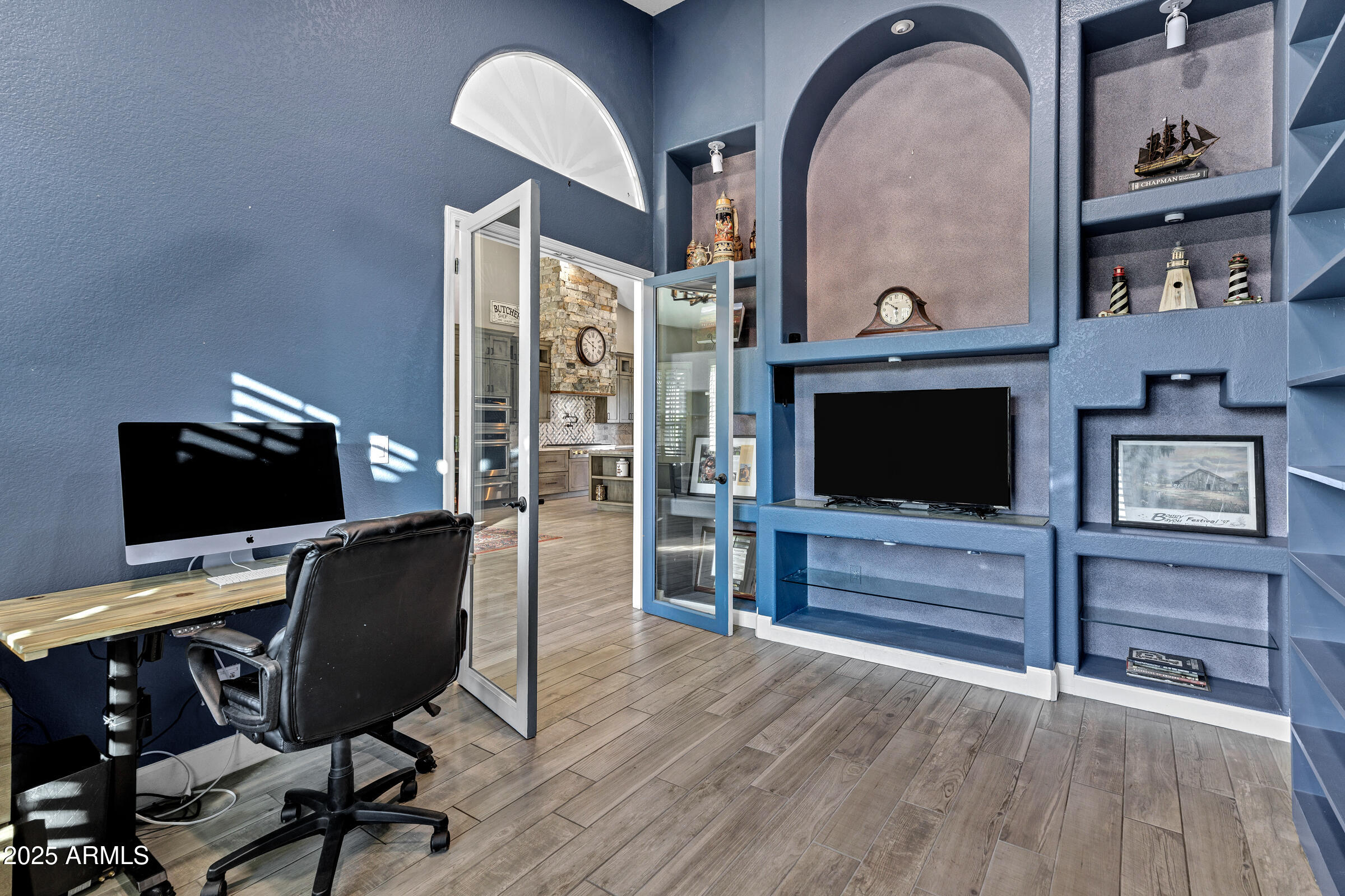 26475 N WRANGLER Road