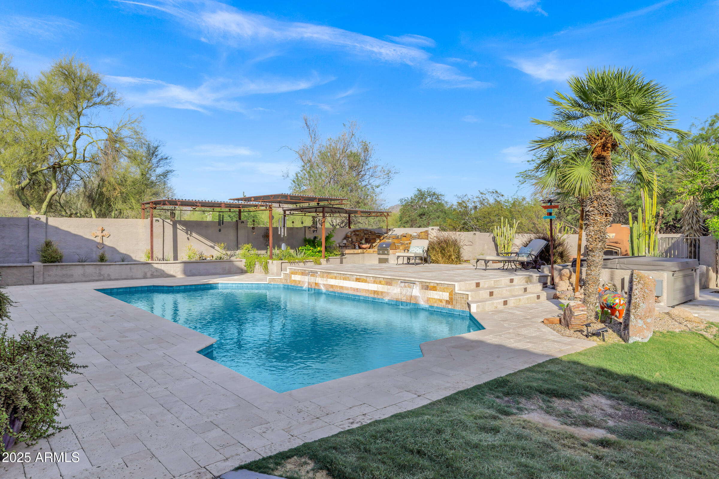 26475 N WRANGLER Road