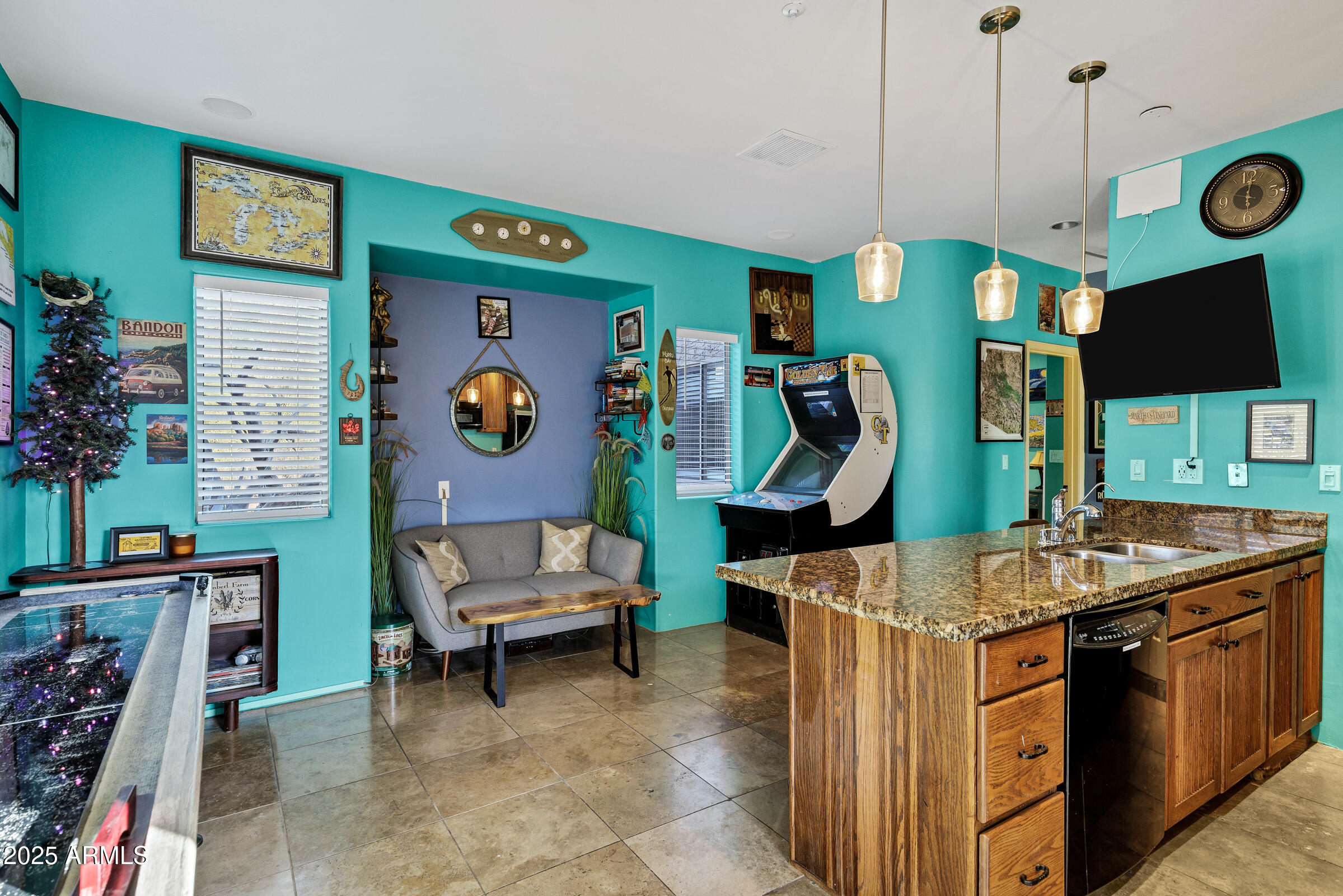 26475 N WRANGLER Road