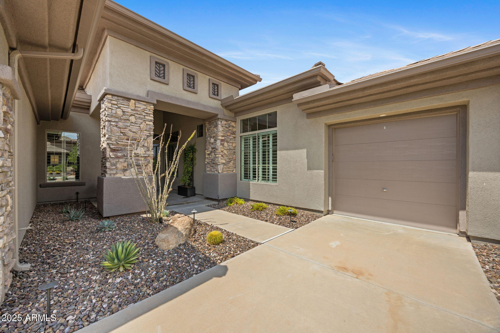 41714 N SIGNAL HILL Court