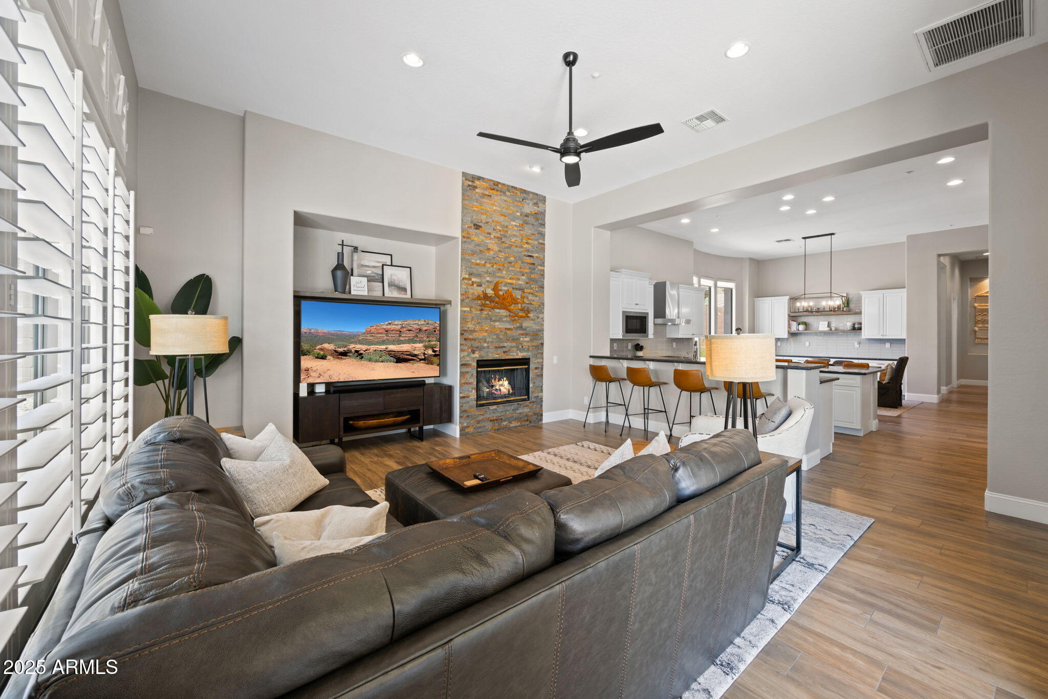 41714 N SIGNAL HILL Court