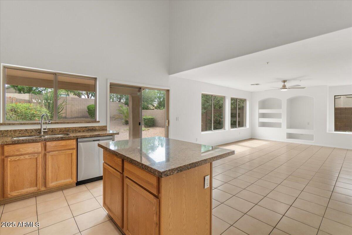 10311 E RAINTREE Drive