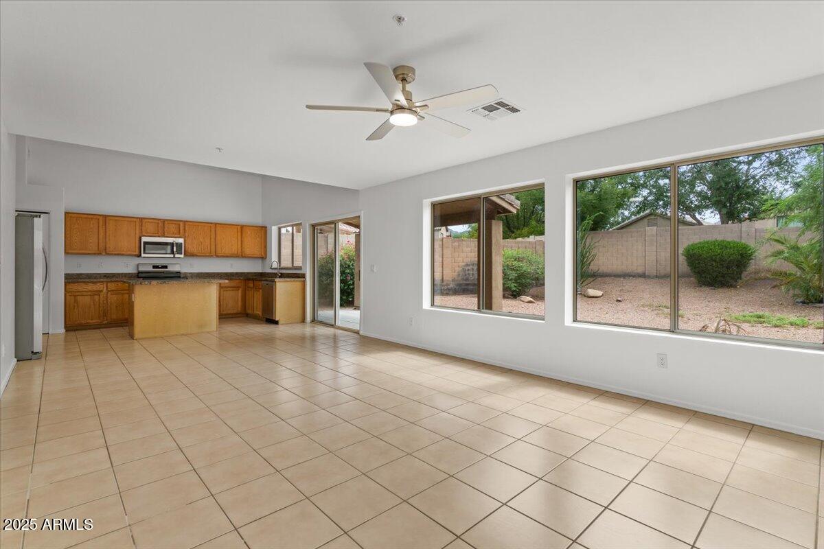 10311 E RAINTREE Drive