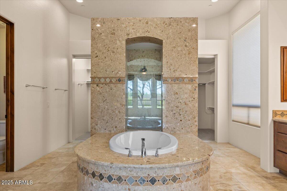 37093 N WINDING WASH Trail