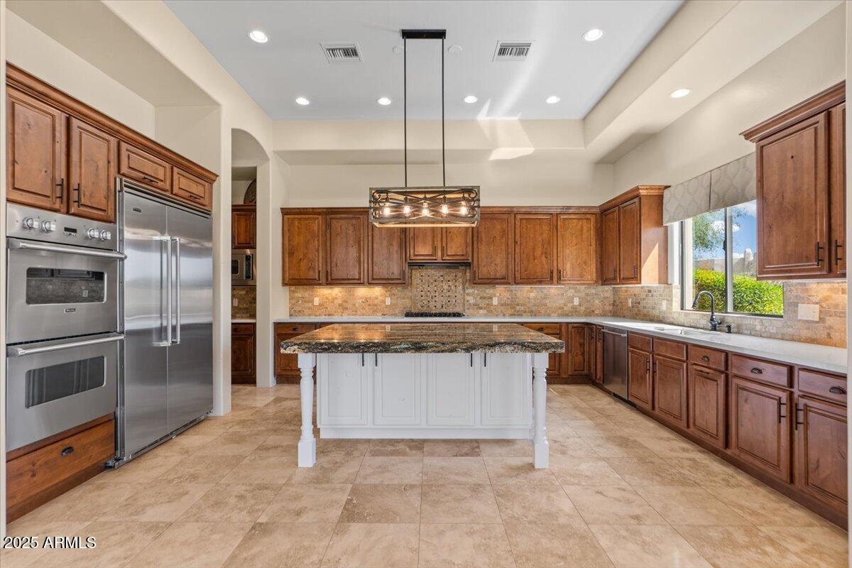 37093 N WINDING WASH Trail