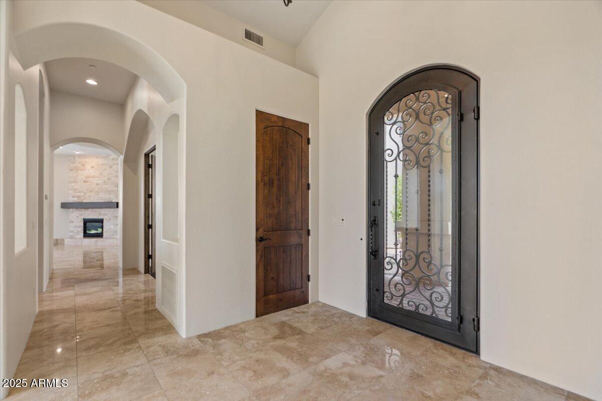 37093 N WINDING WASH Trail