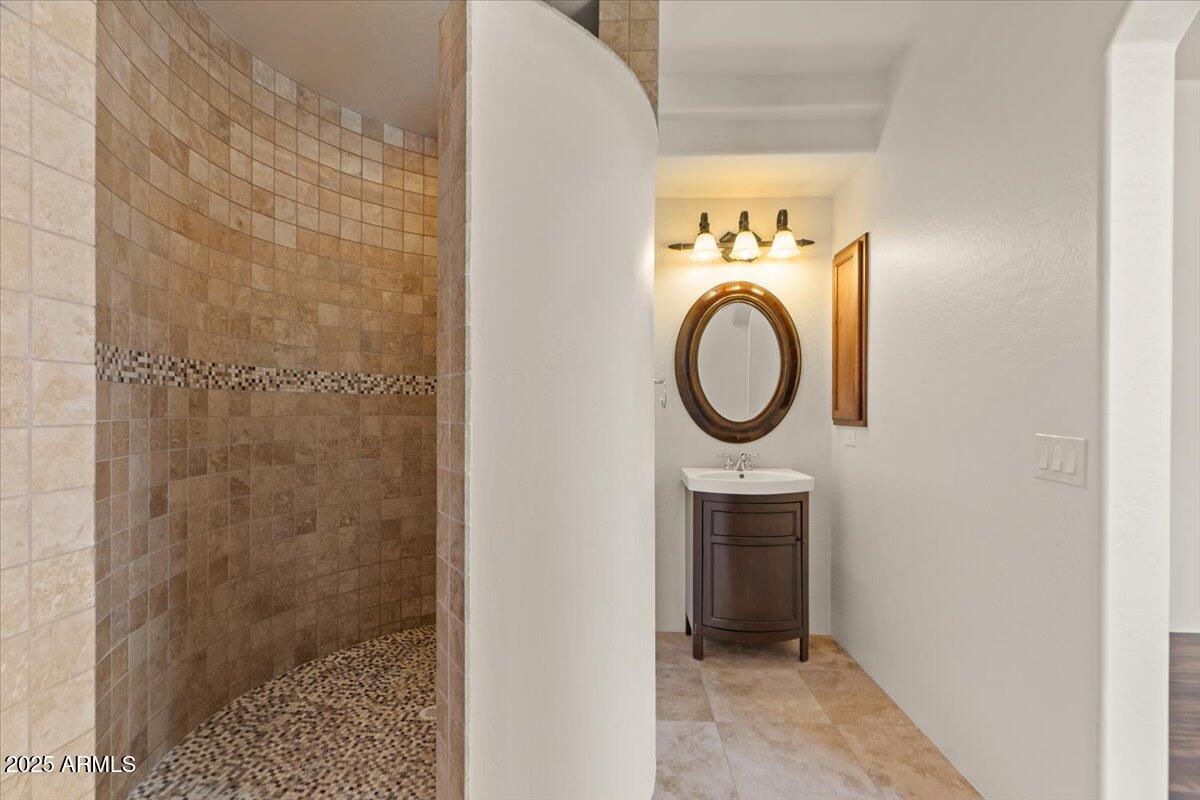 37093 N WINDING WASH Trail