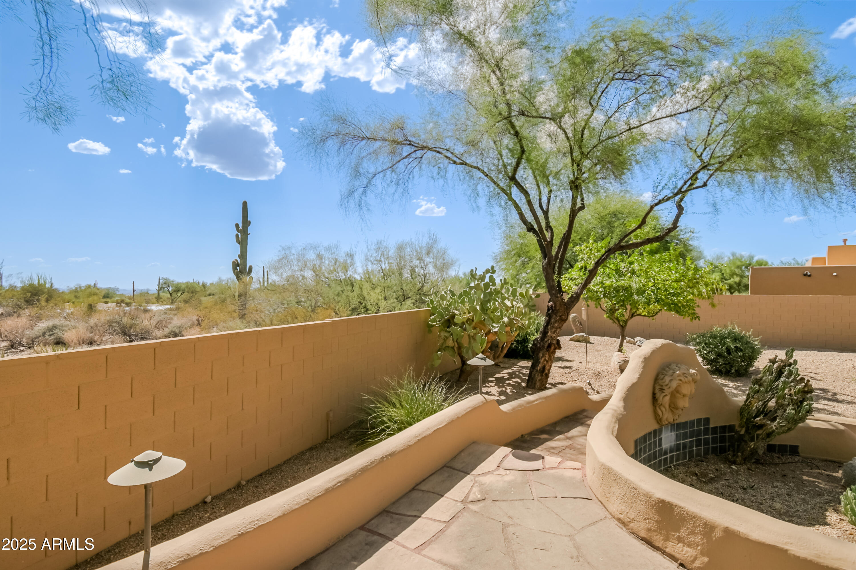 9415 E Gamble Lane