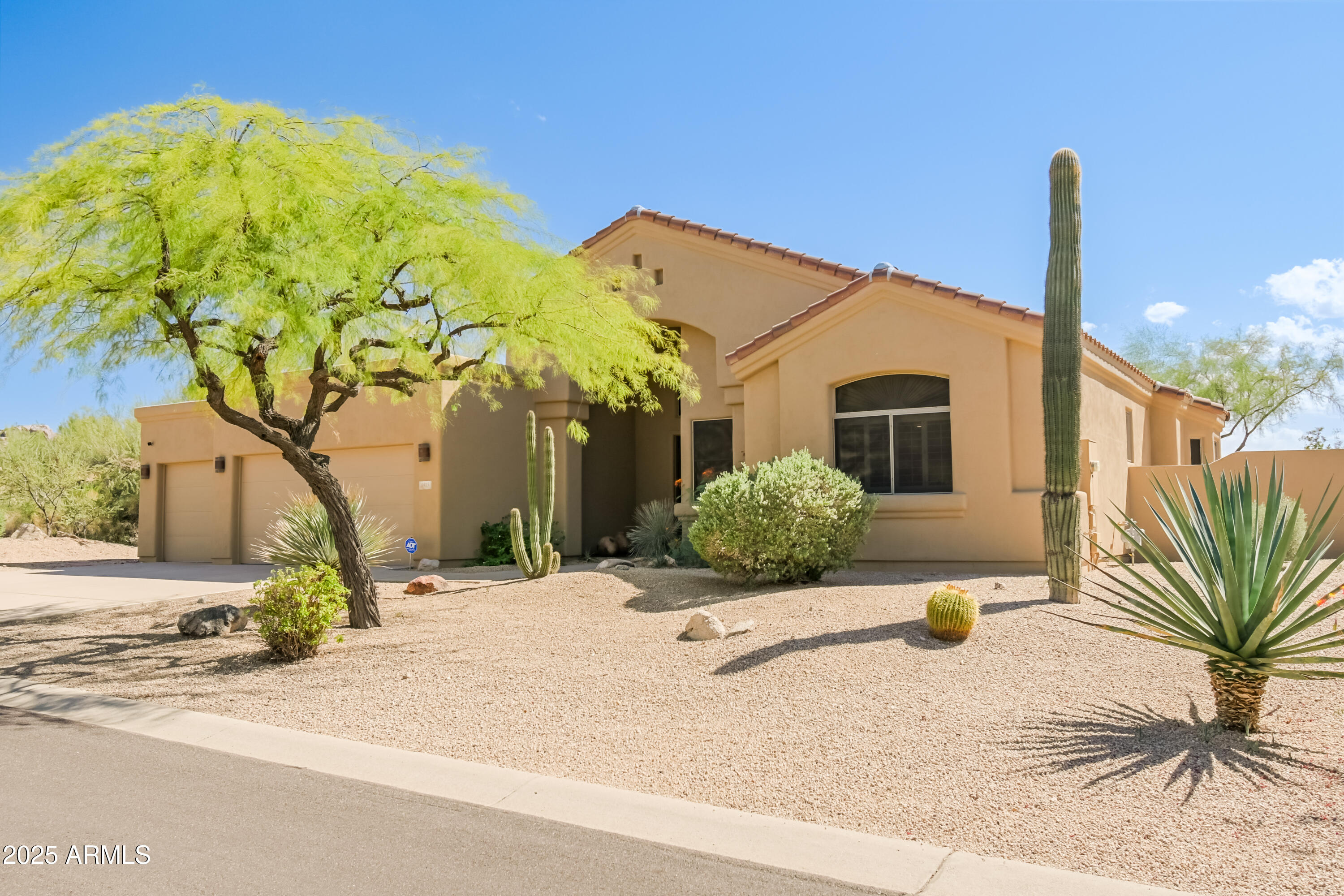 9415 E Gamble Lane