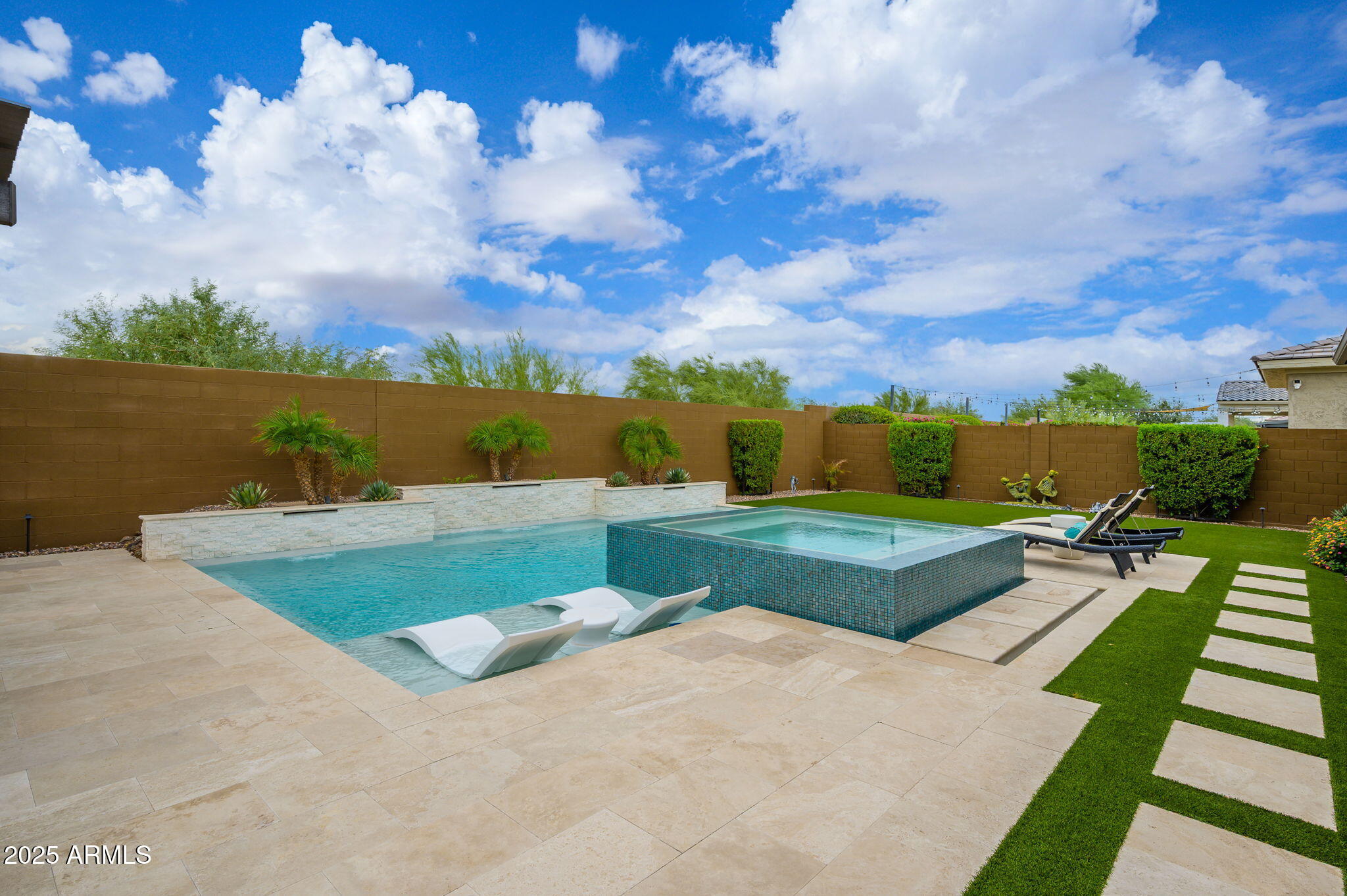 22618 N CAVE BUTTE Street