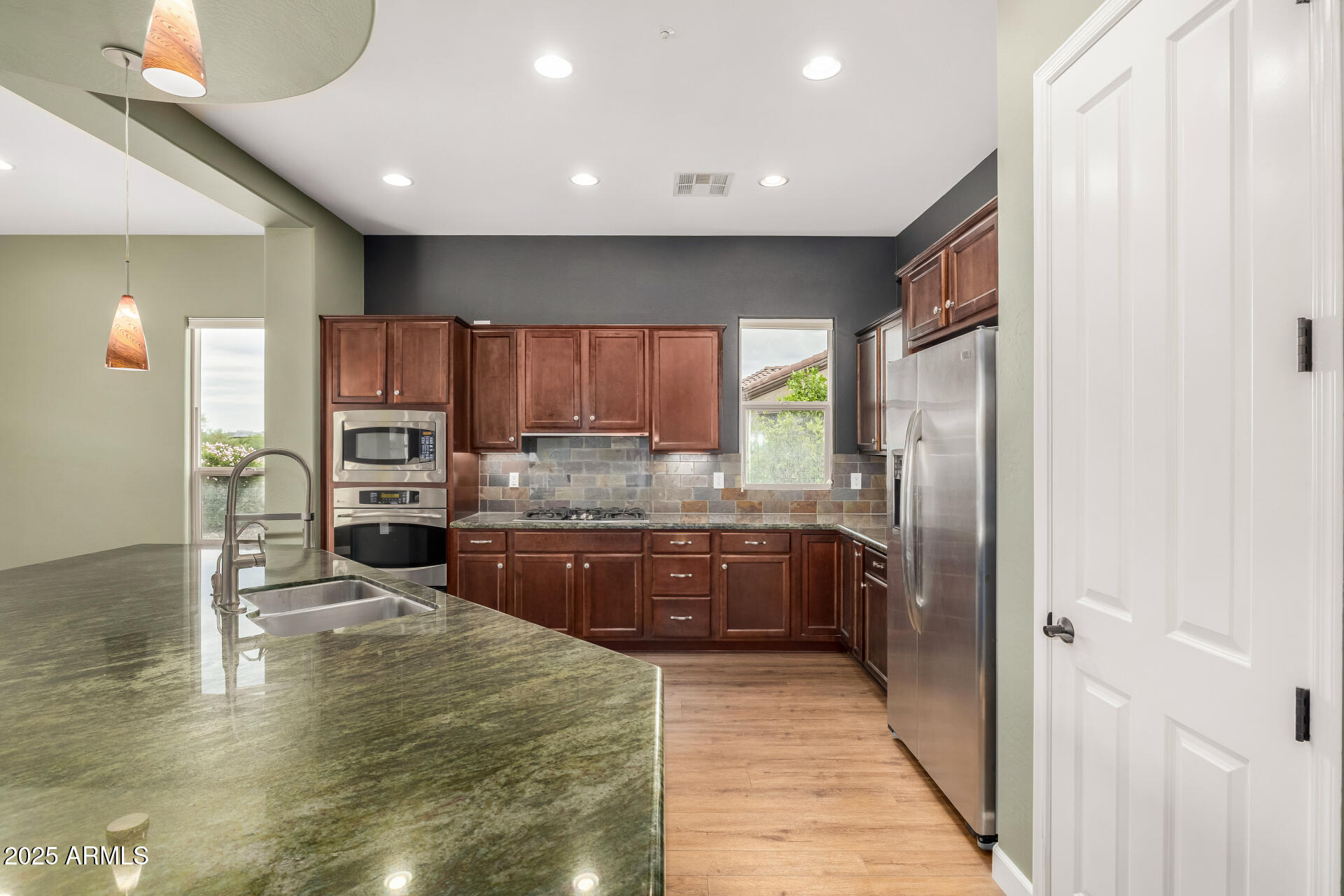 28798 N 127TH Avenue