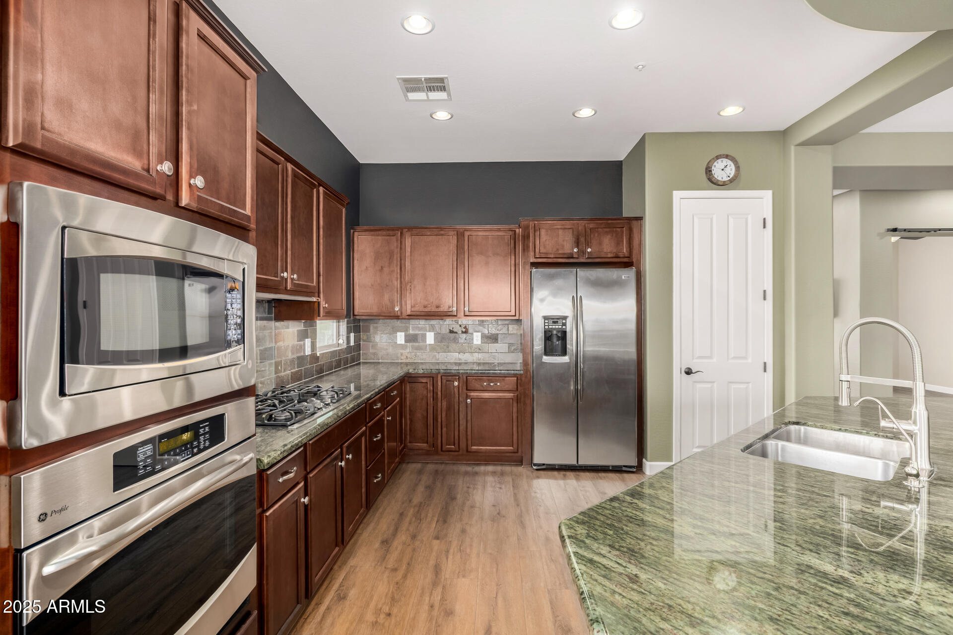 28798 N 127TH Avenue