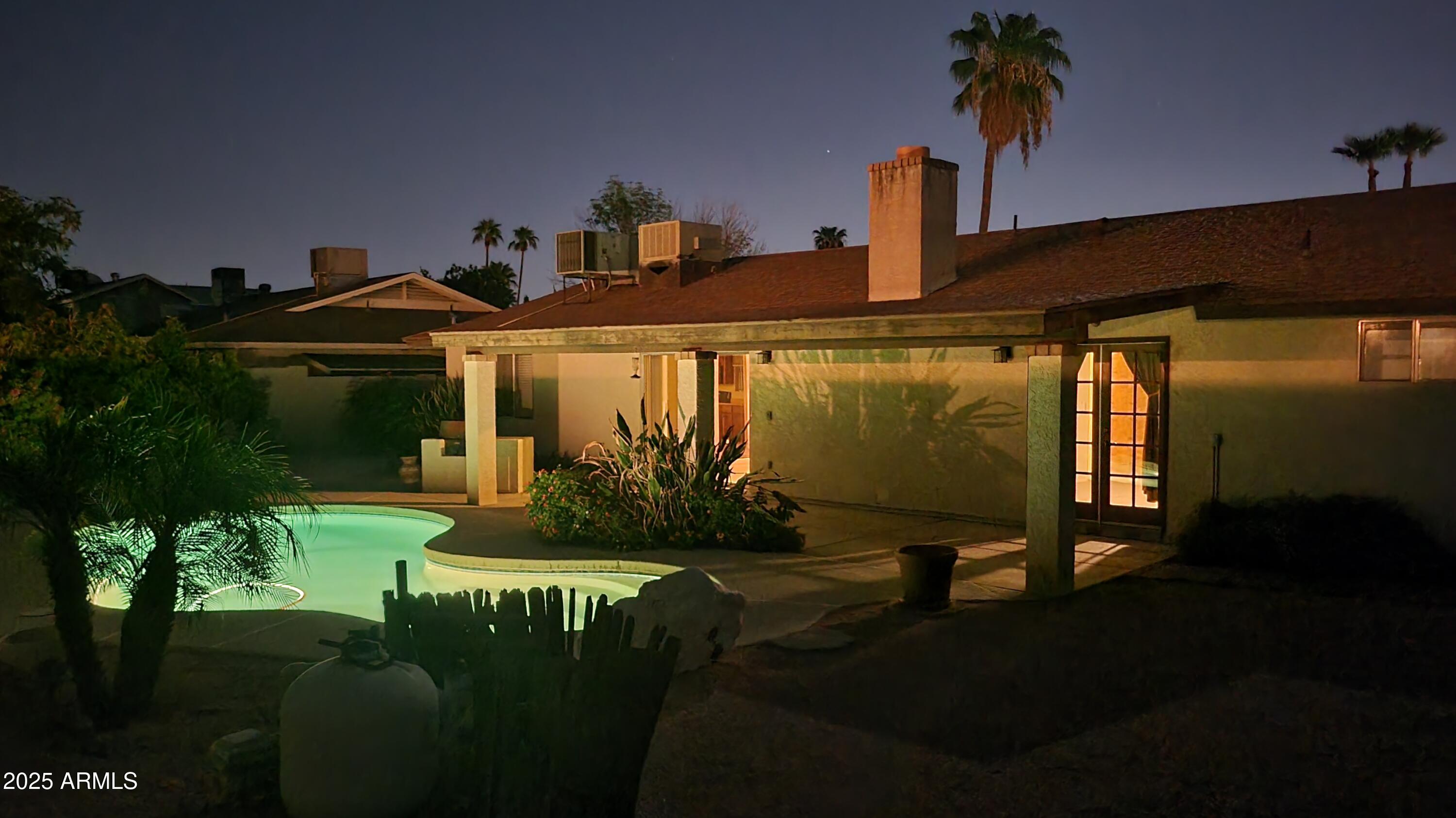 3158 W Marconi Avenue