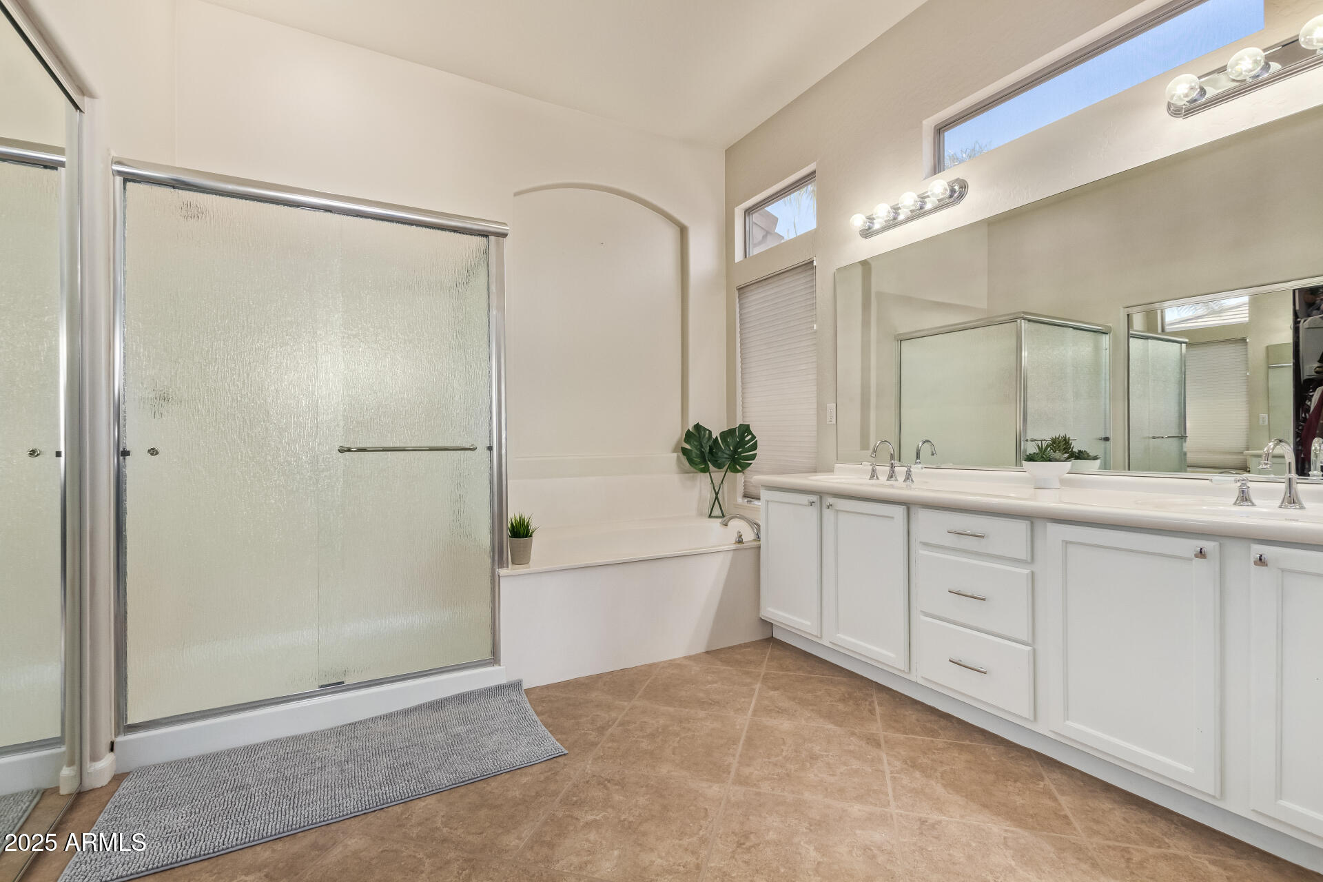 4616 W WHISPERING WIND Drive