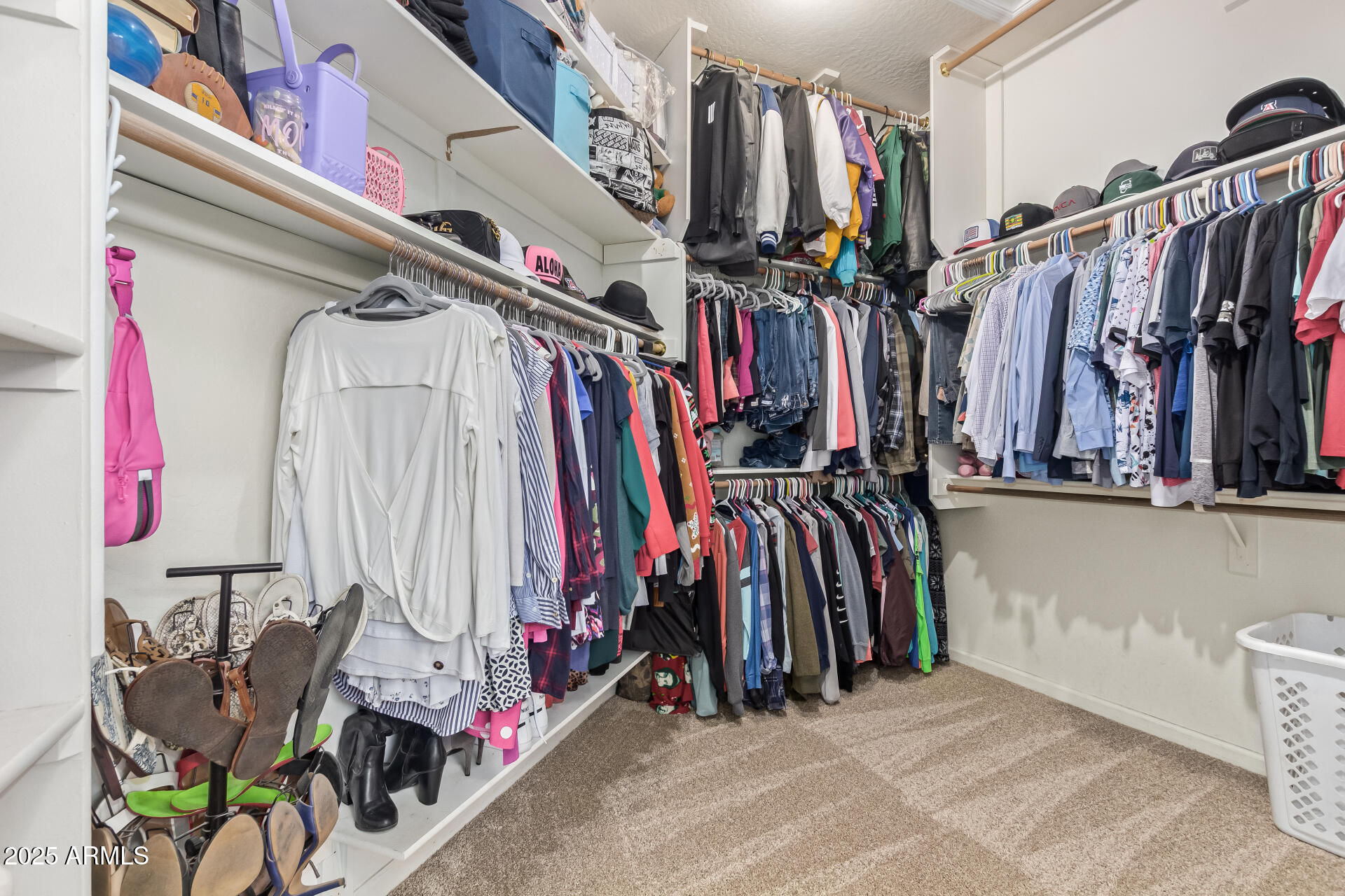 4616 W WHISPERING WIND Drive