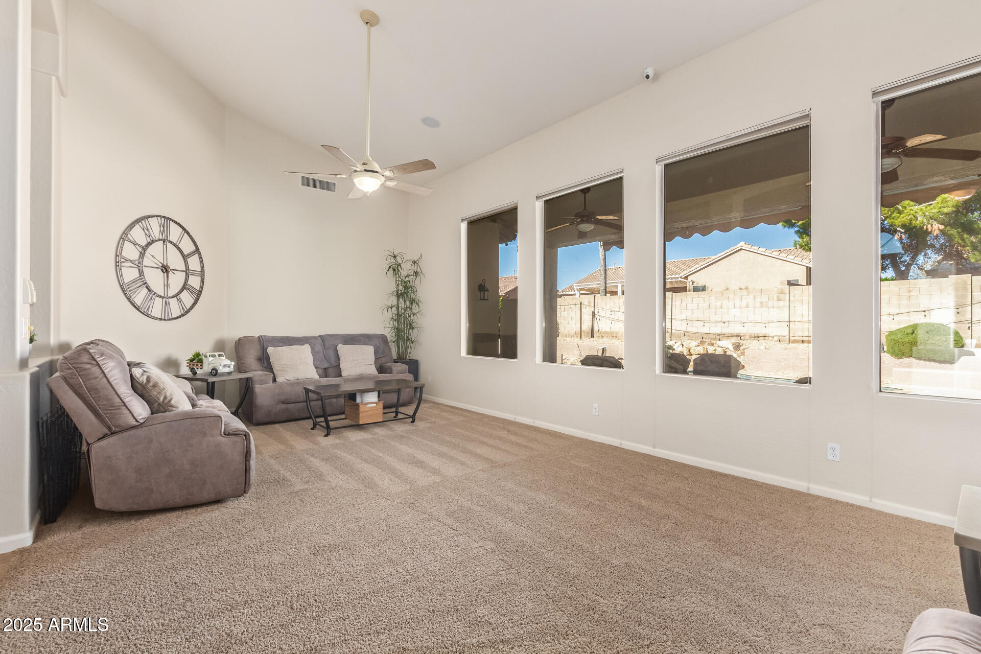 4616 W WHISPERING WIND Drive