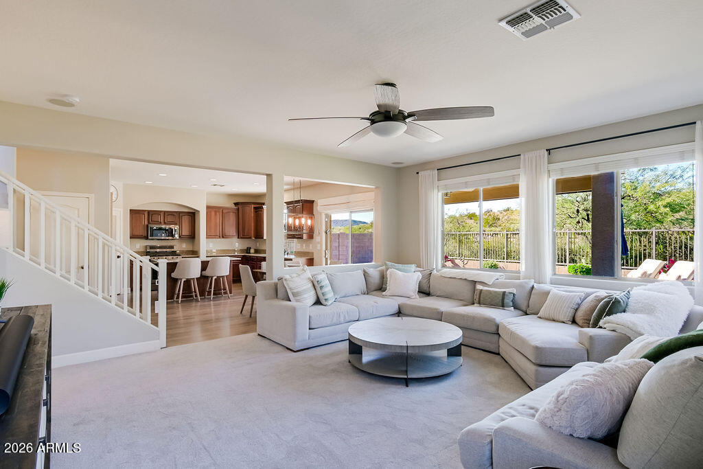 2712 E QUIET HOLLOW Lane