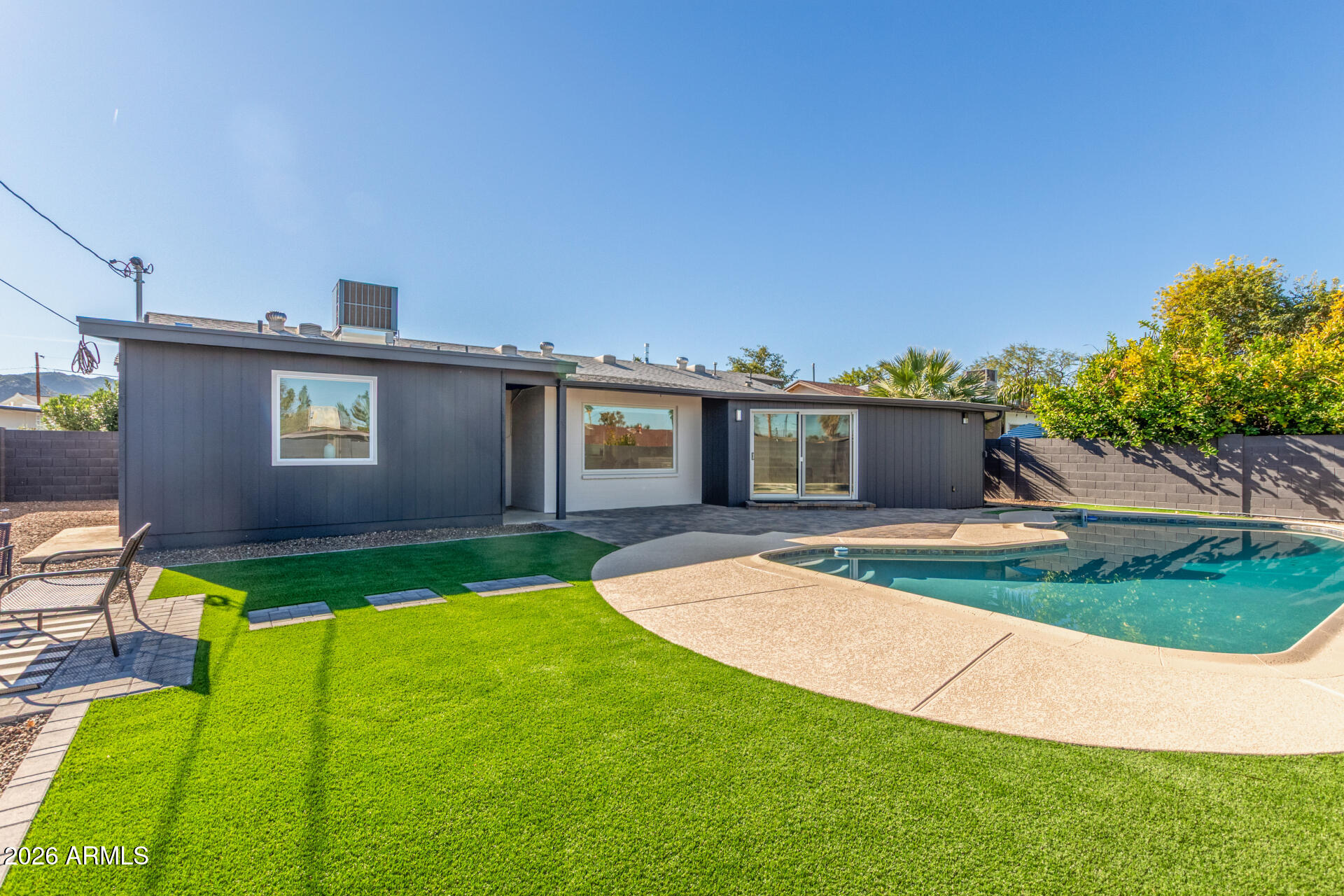 3934 E SAHUARO Drive