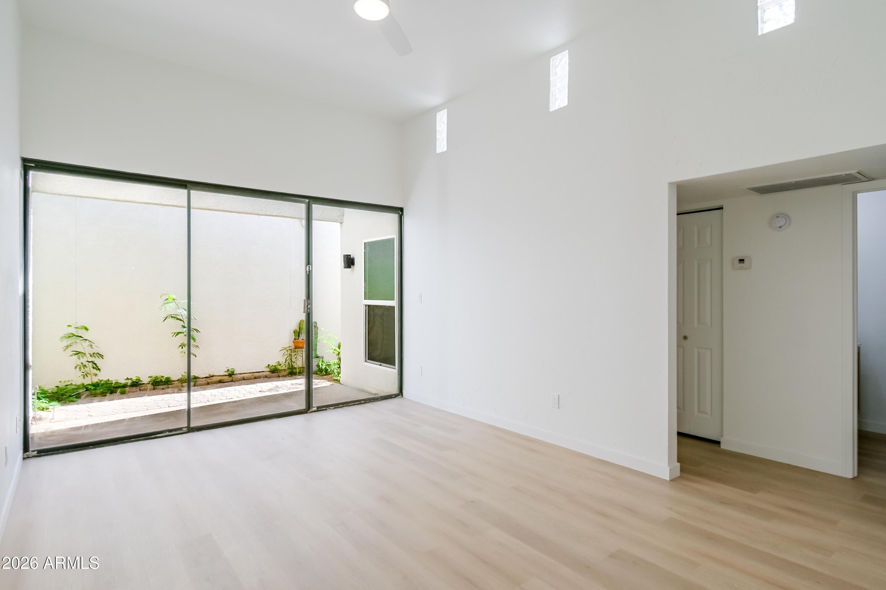 16041 N 31st Street 12