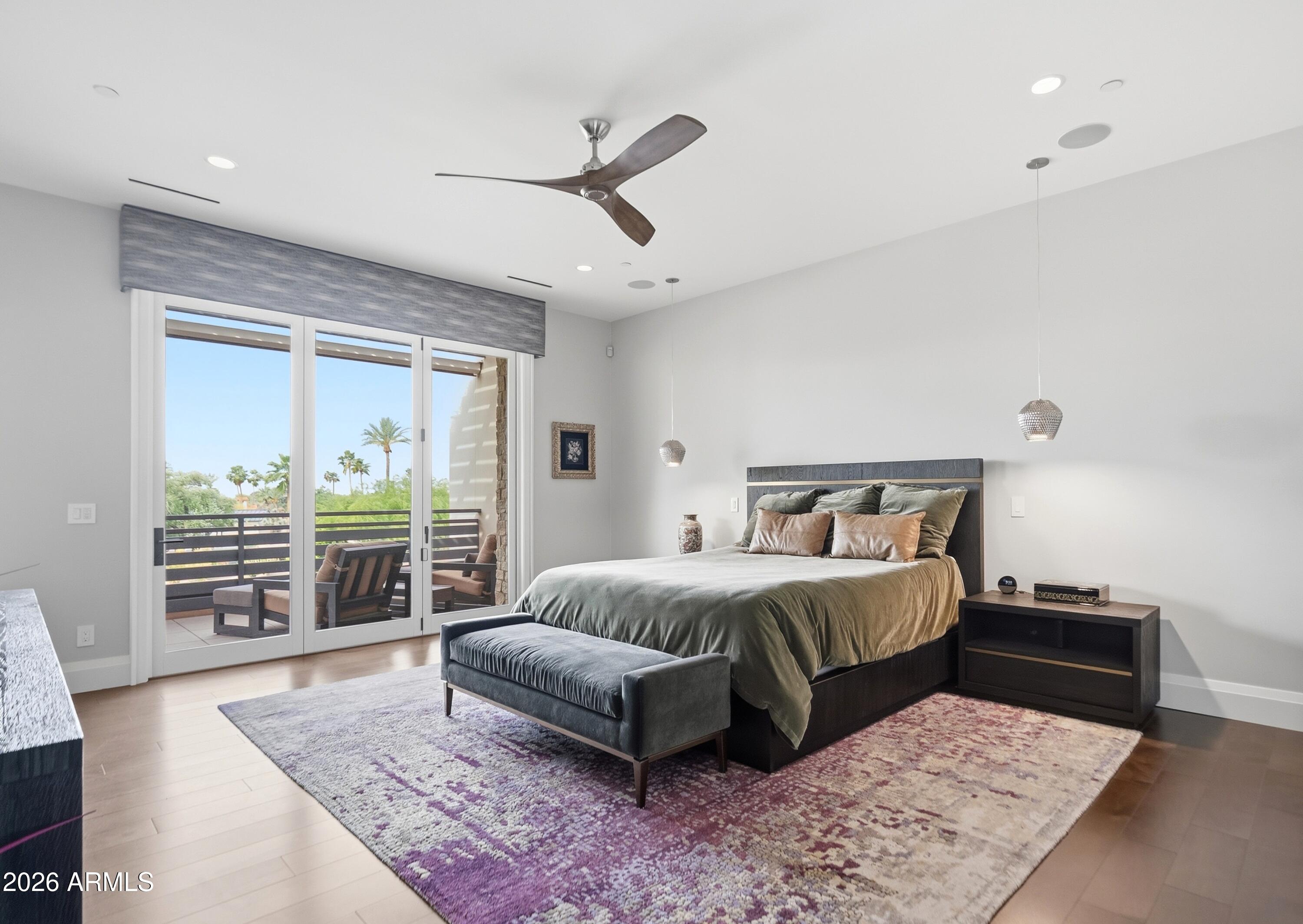 6180 N LAS BRISAS Drive