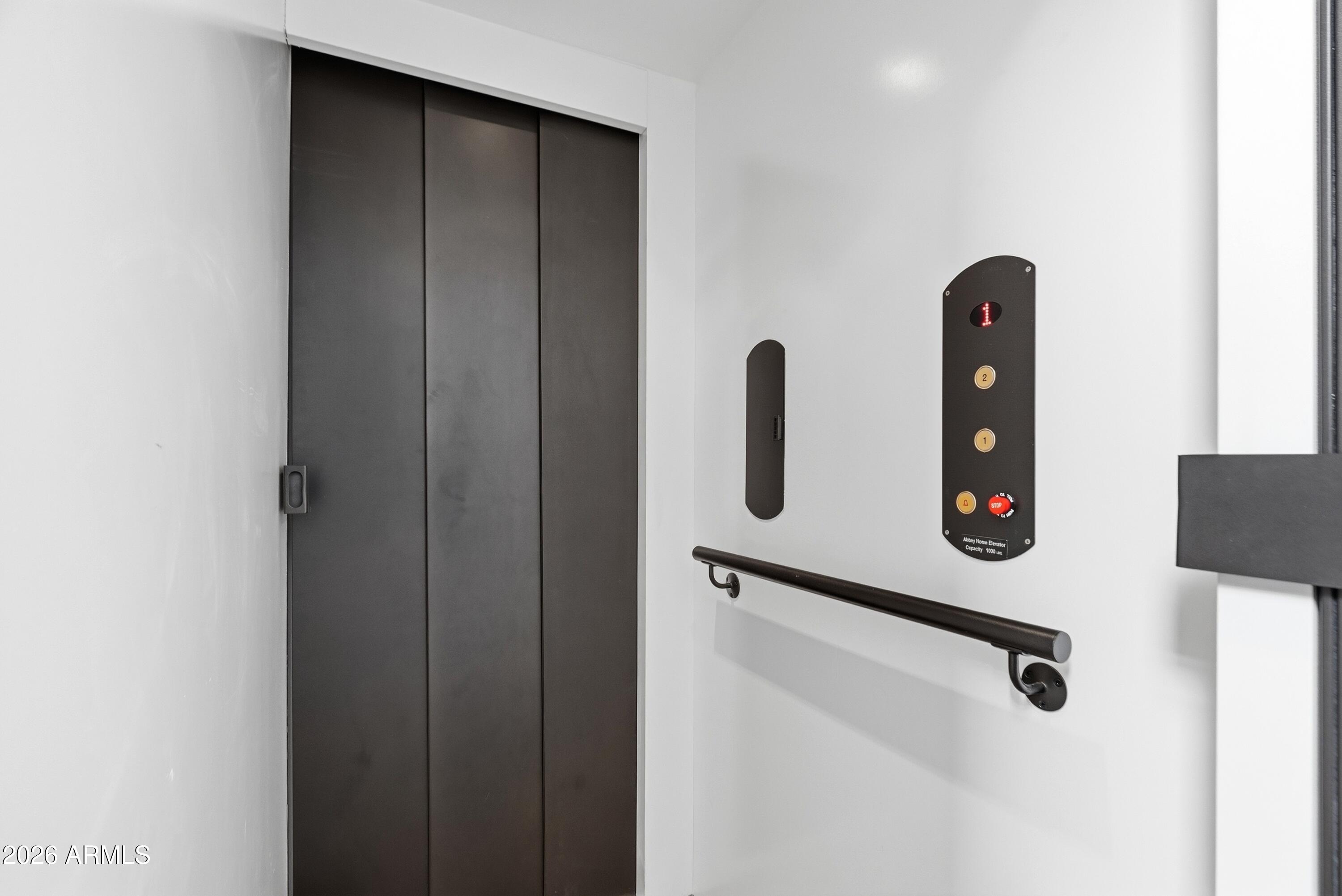 6180 N LAS BRISAS Drive