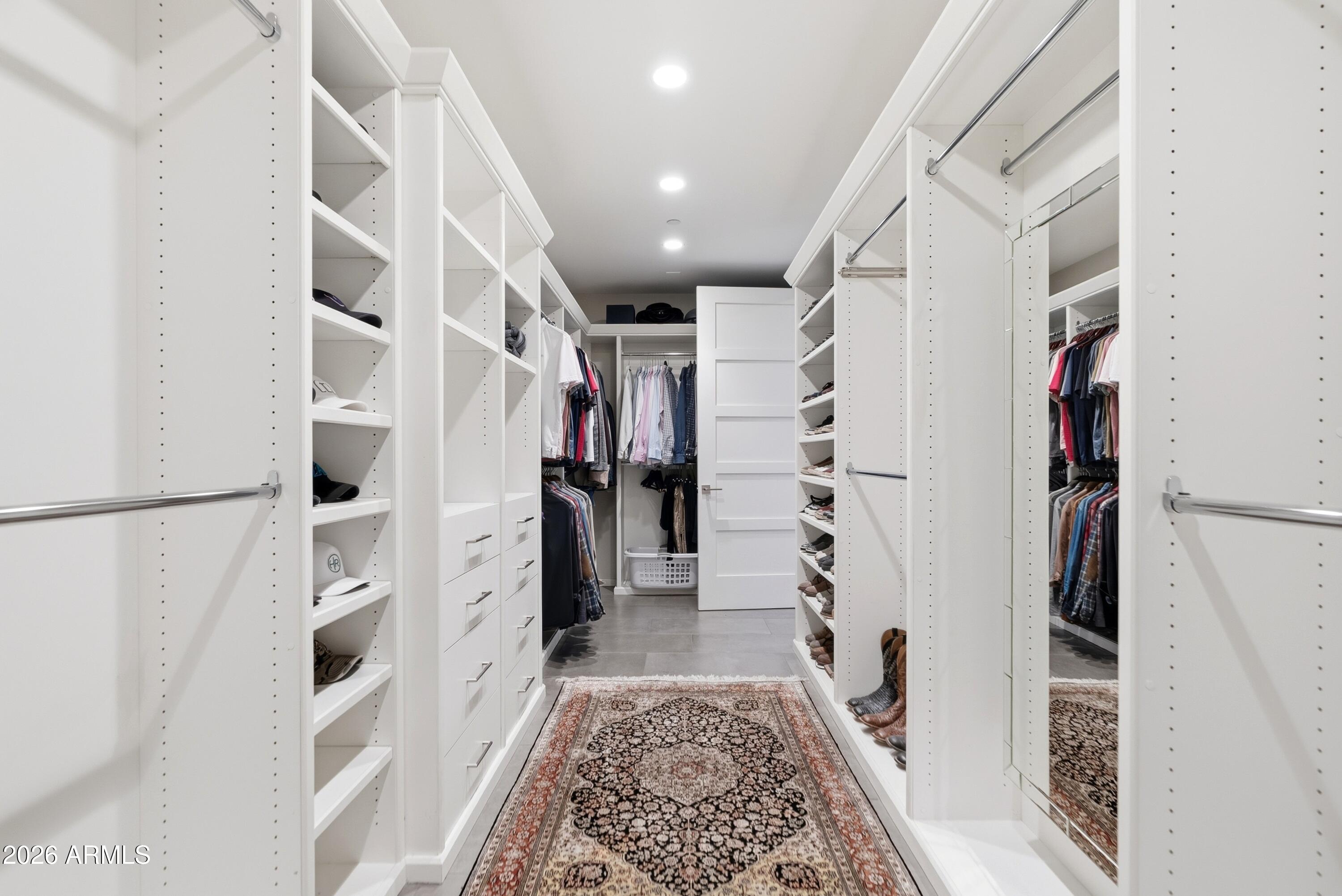 6180 N LAS BRISAS Drive