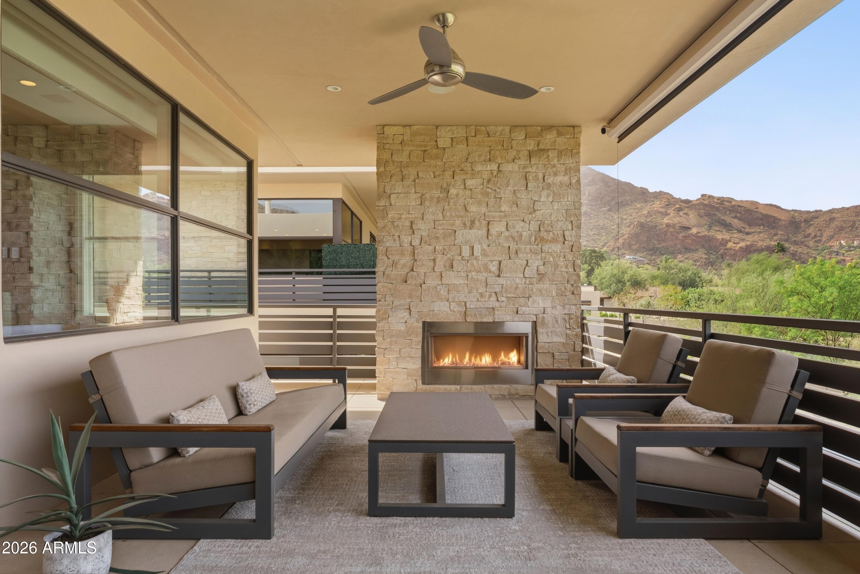 6180 N LAS BRISAS Drive