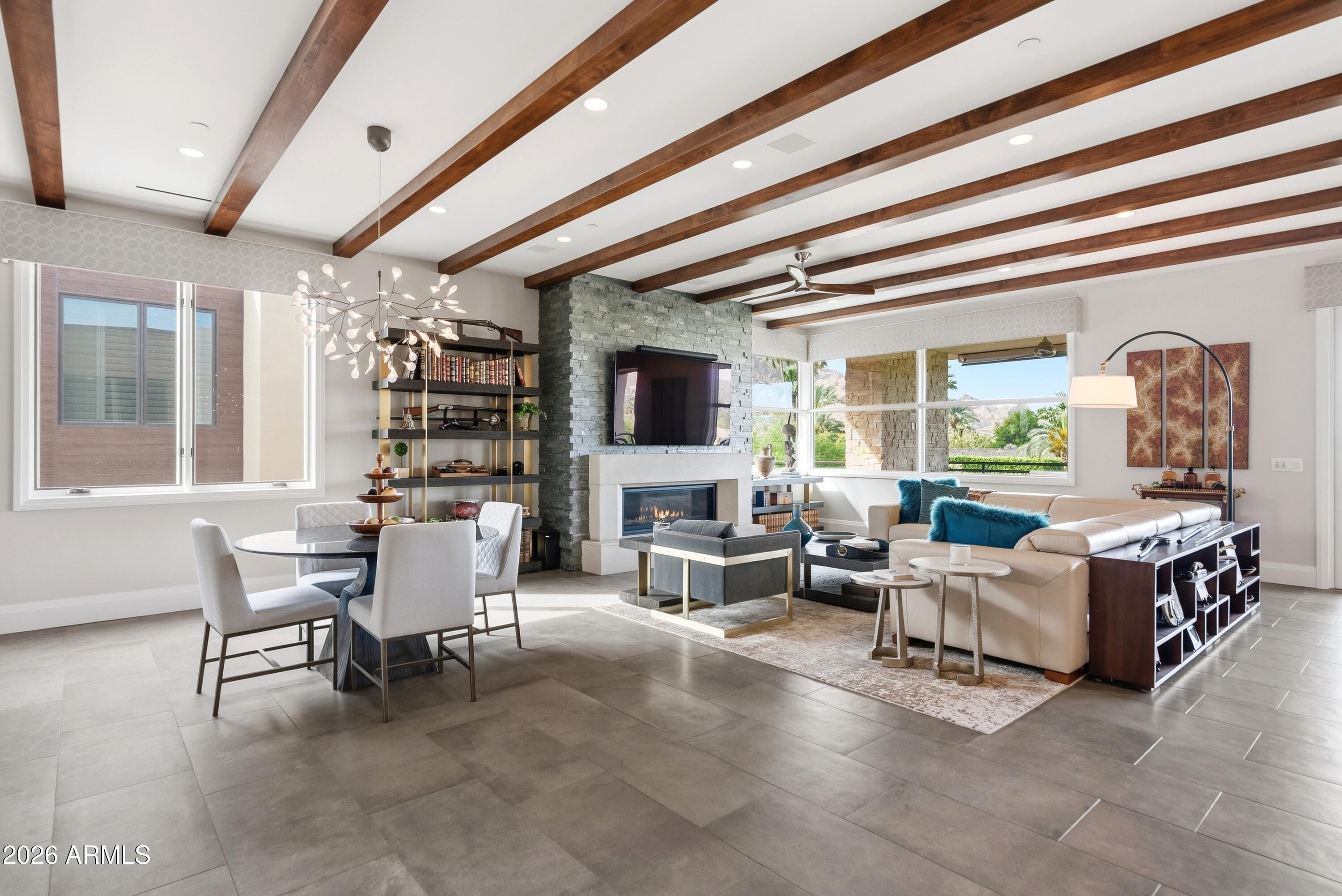 6180 N LAS BRISAS Drive