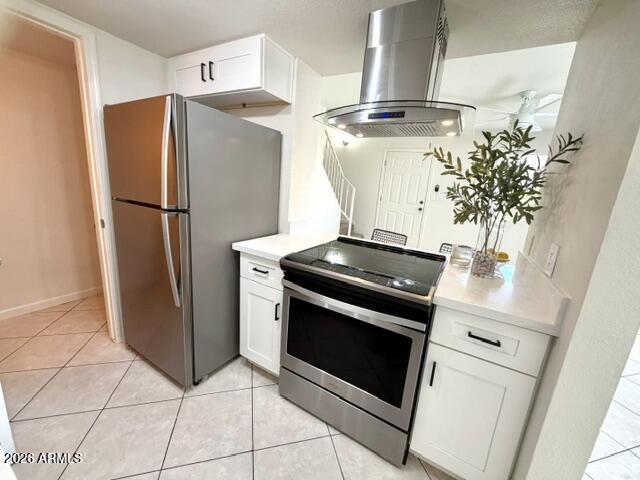 1237 E LAWRENCE Lane