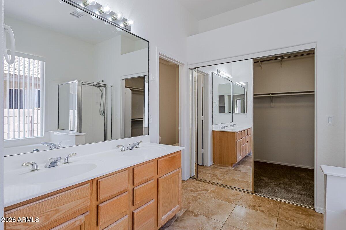 4254 E MOLLY Lane