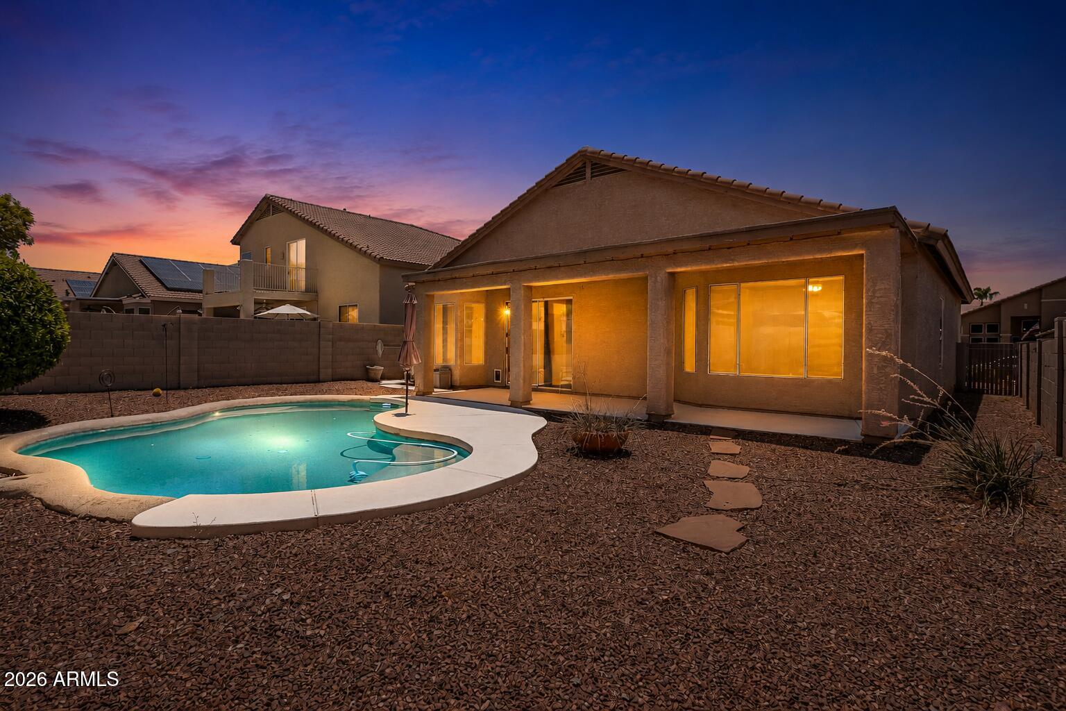 4254 E MOLLY Lane
