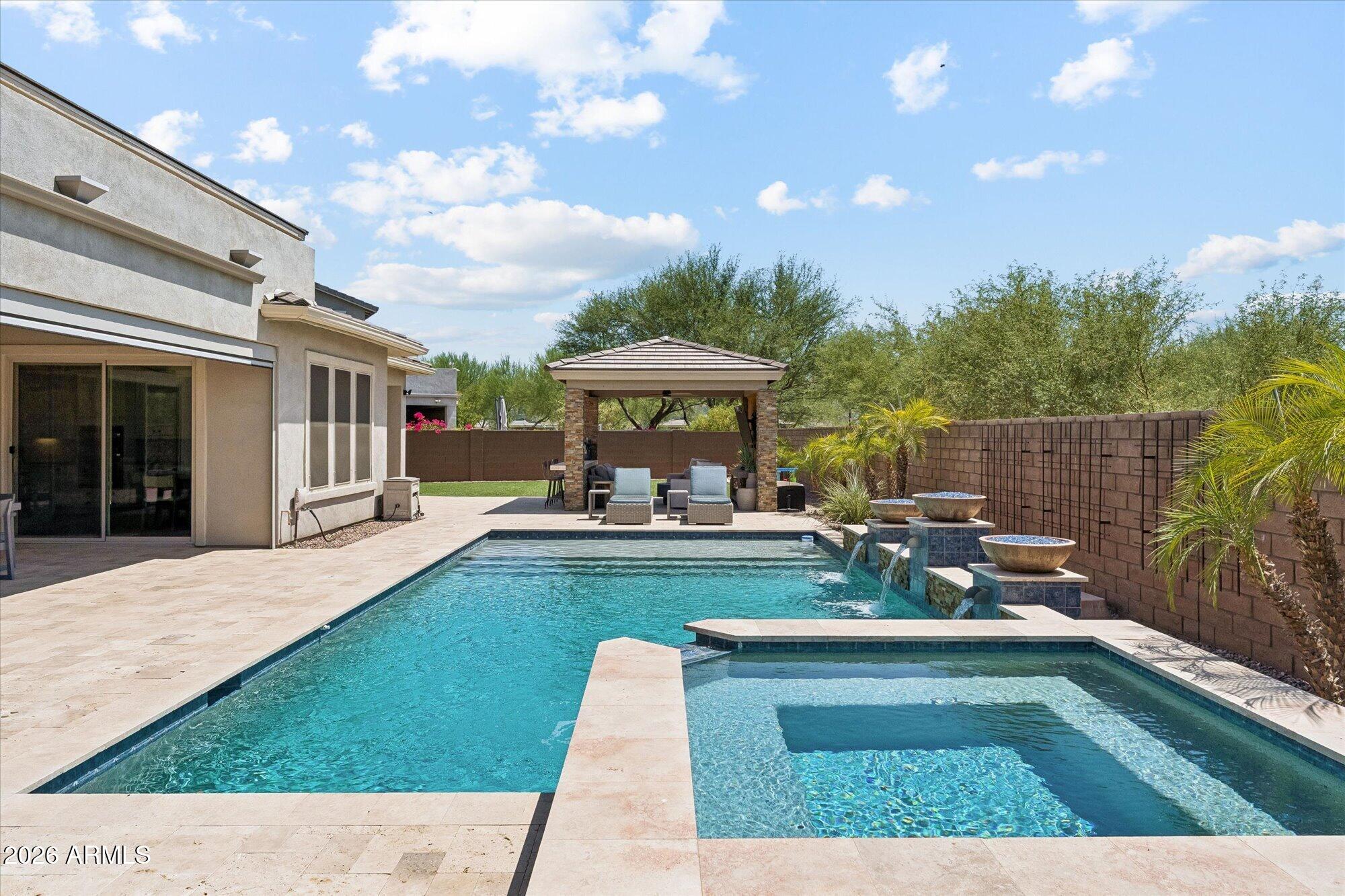 2905 E LOS GATOS Drive