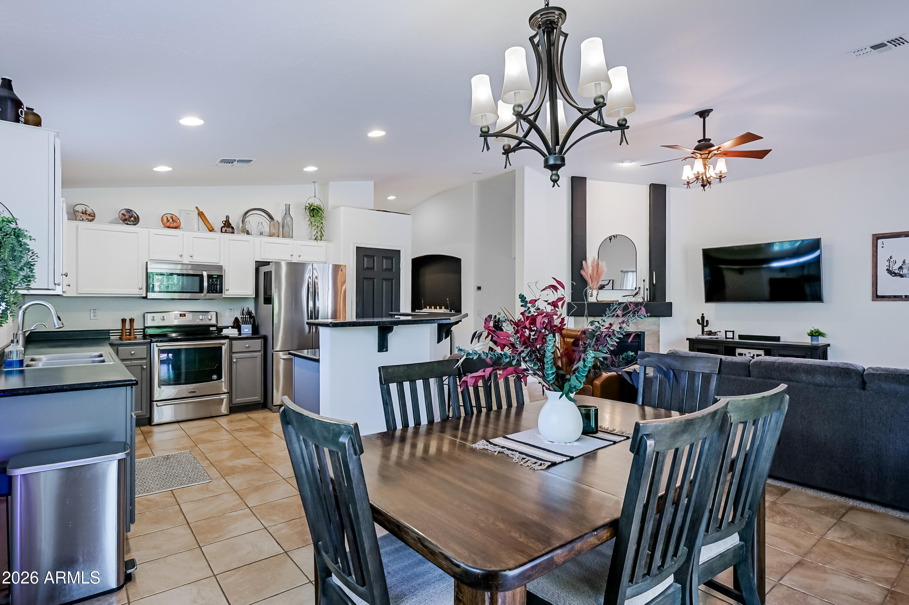 15276 W LAUREL Lane