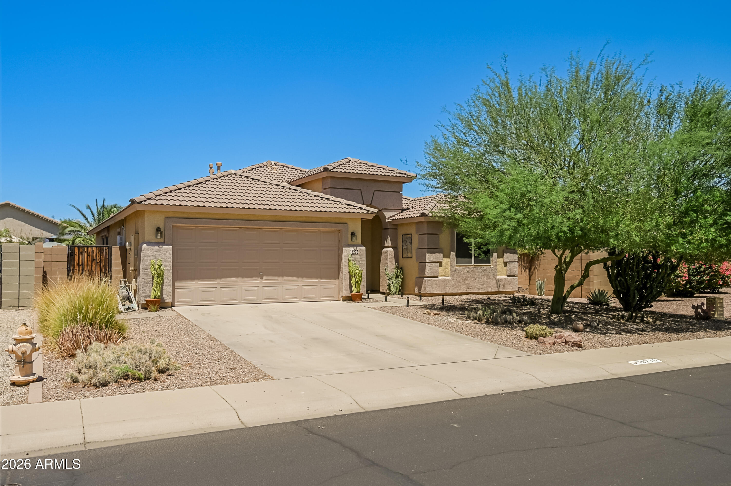 15276 W LAUREL Lane