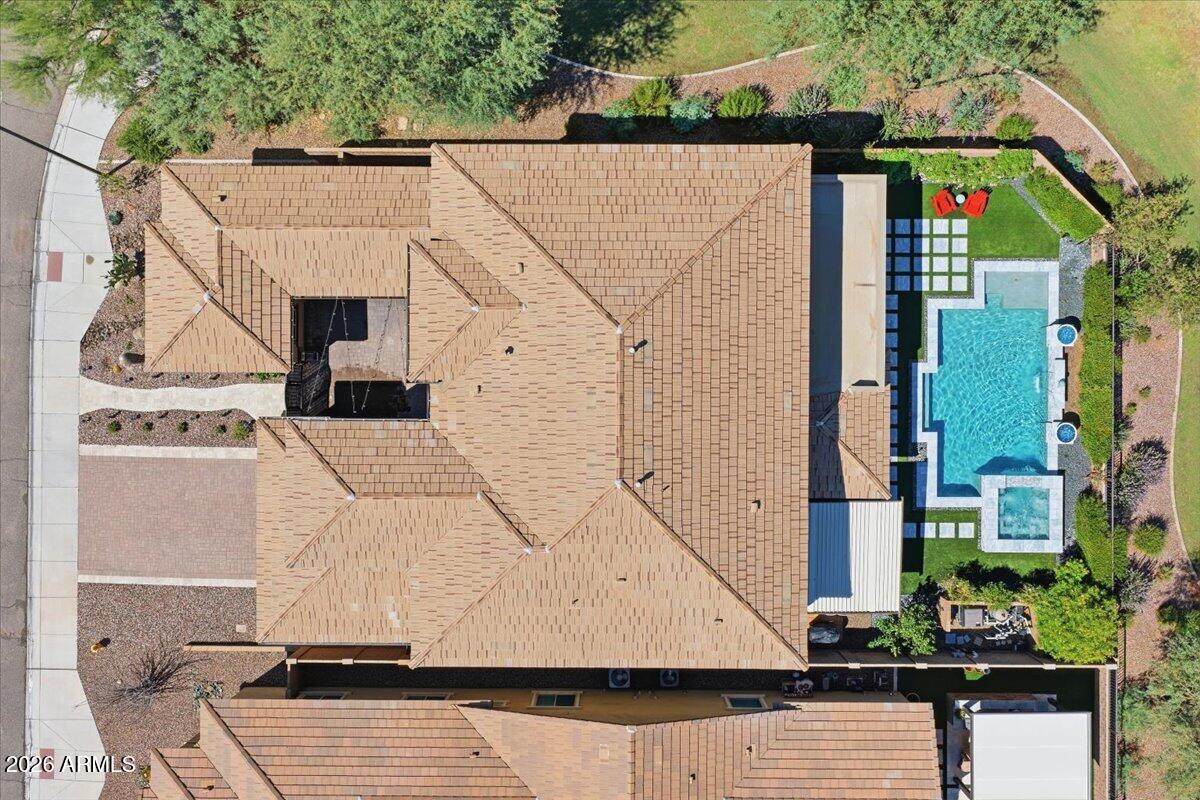 2914 E LOS GATOS Drive