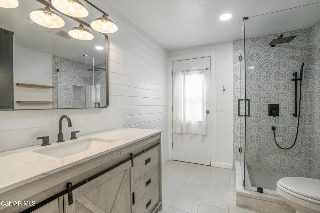 2039 Bridgegate Court