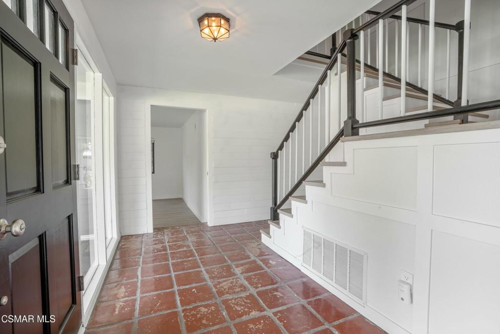 2039 Bridgegate Court