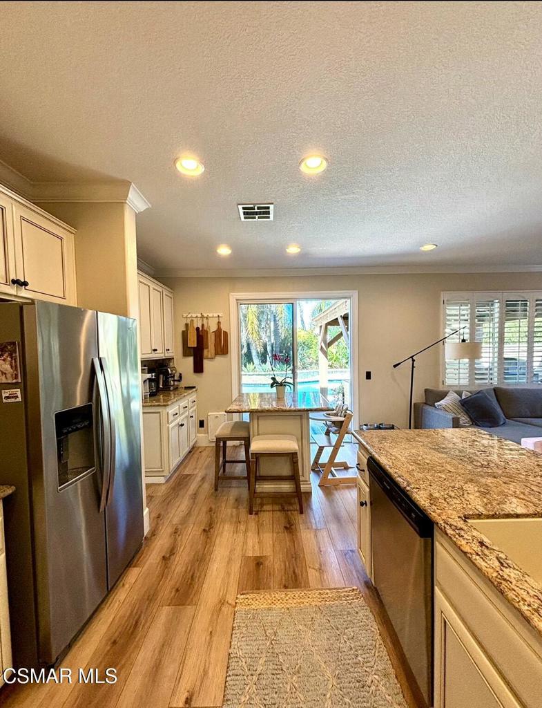 653 Camino De La Luz