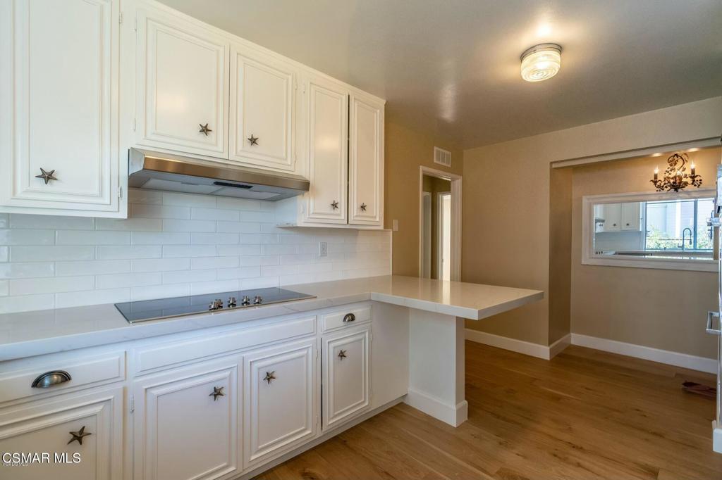 32015 Waterside Lane