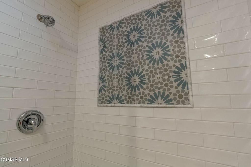 32015 Waterside Lane