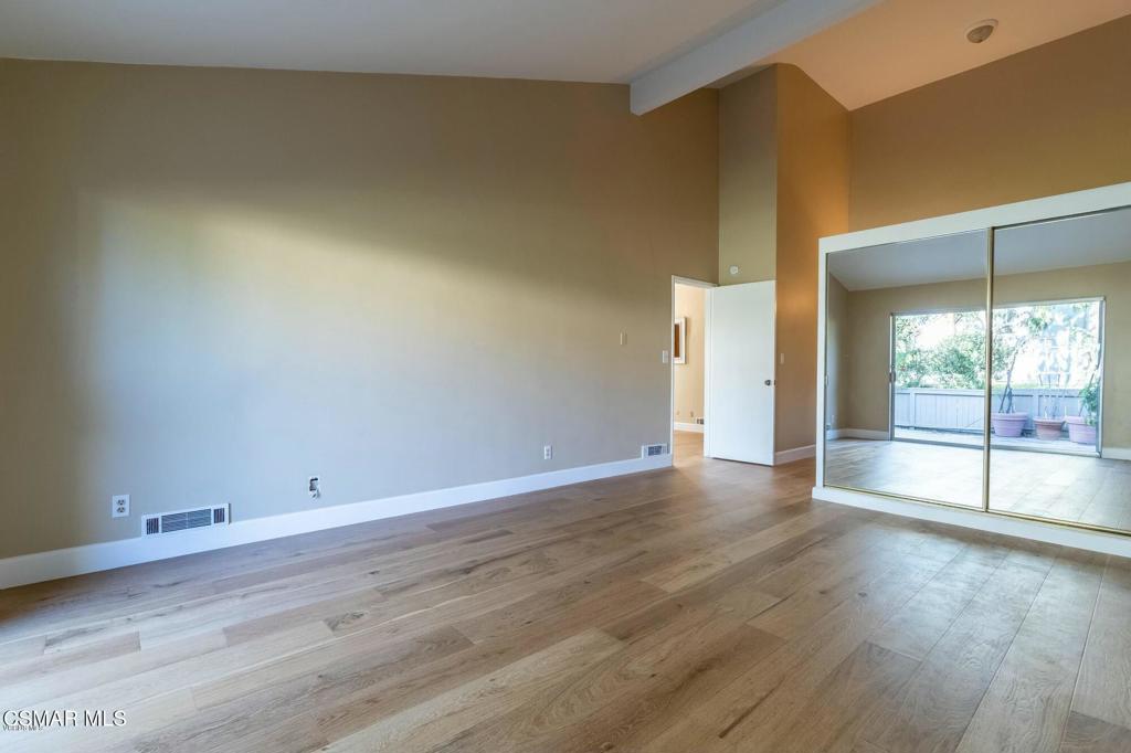 32015 Waterside Lane