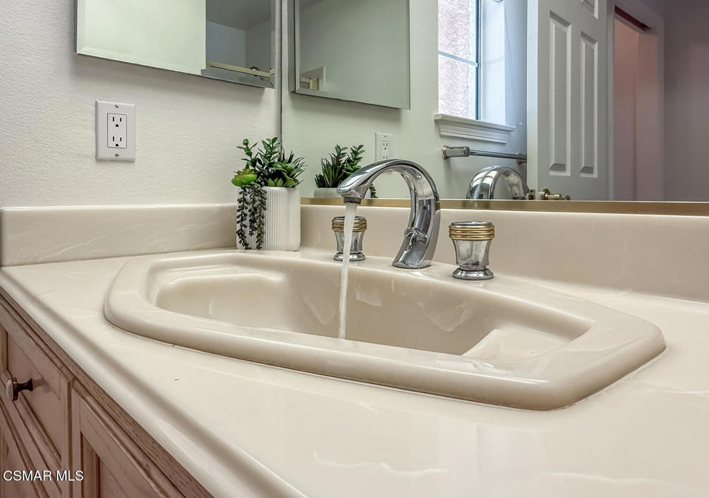 1768 Fox Springs Circle