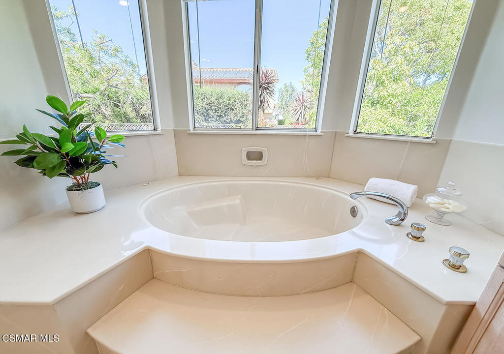 1768 Fox Springs Circle