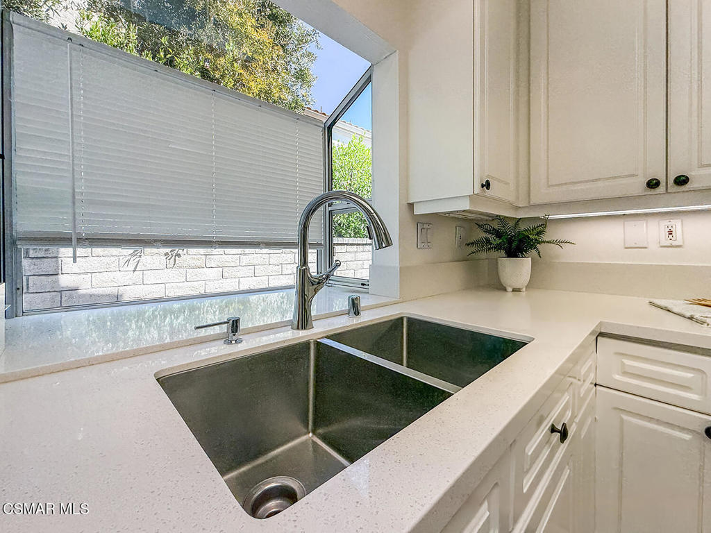 1768 Fox Springs Circle